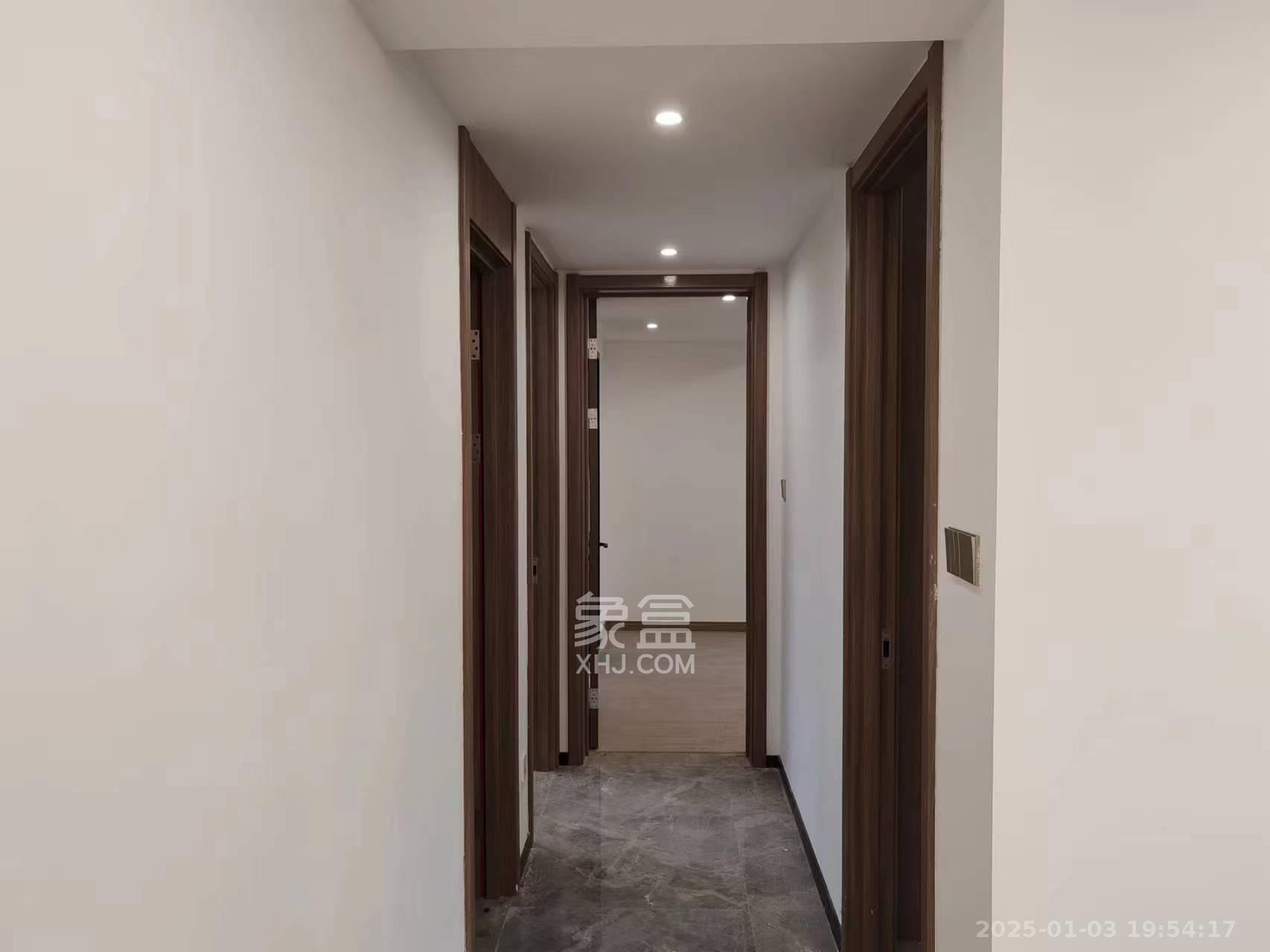 澳海文澜府 3室2厅2卫 2500.0元/月 澳海文澜府 3室2厅2卫 2500.0元/月室内图