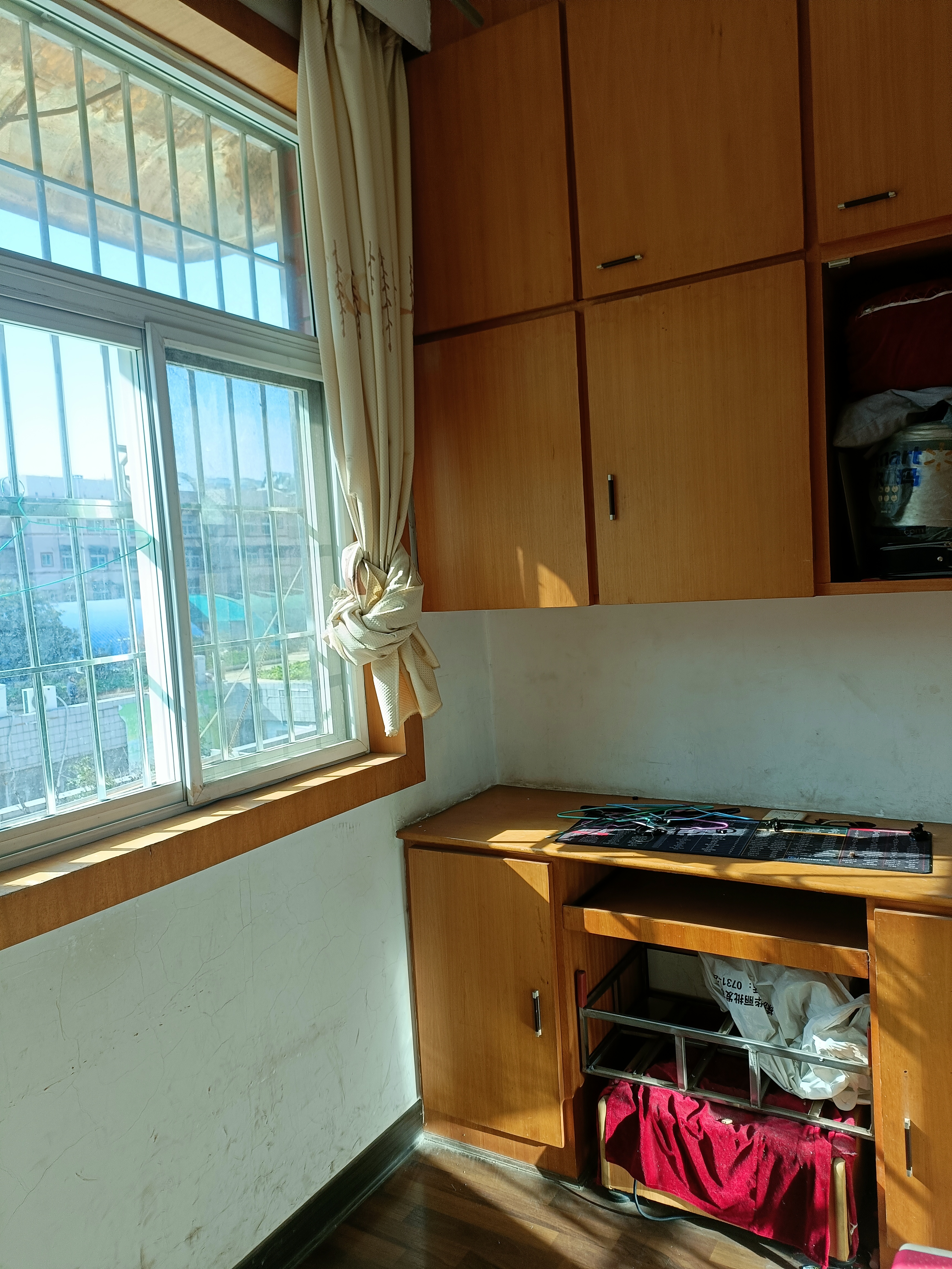 中兴农贸大市场 3室2厅2卫 1000.0元/月 中兴农贸大市场 3室2厅2卫 1000.0元/月室内图