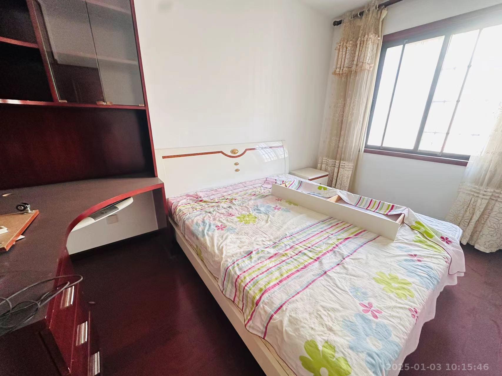 满庭芳小区 3室2厅2卫 2700.0元/月 满庭芳小区 3室2厅2卫 2700.0元/月室内图