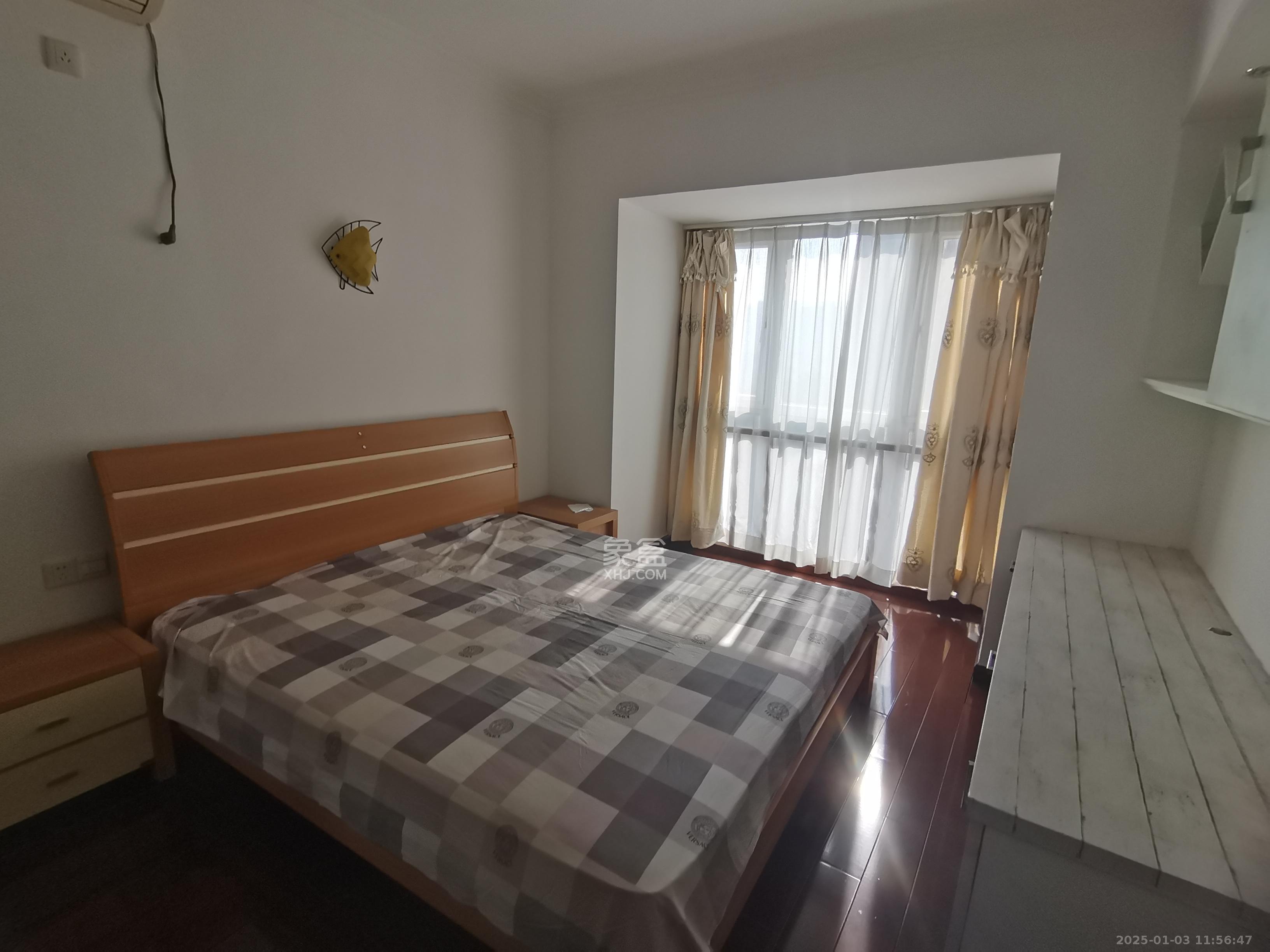 阳光嘉园 4室2厅3卫 4200.0元/月 阳光嘉园 4室2厅3卫 4200.0元/月室内图