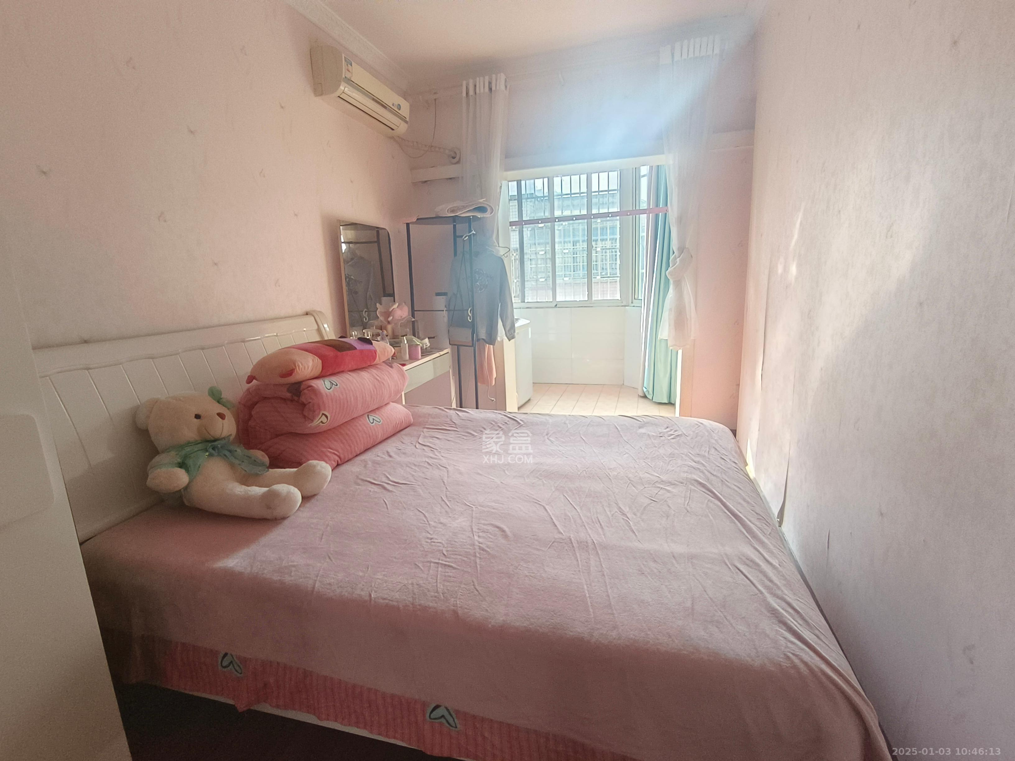 华天望族苑 3室2厅1卫 2600.0元/月 华天望族苑 3室2厅1卫 2600.0元/月室内图