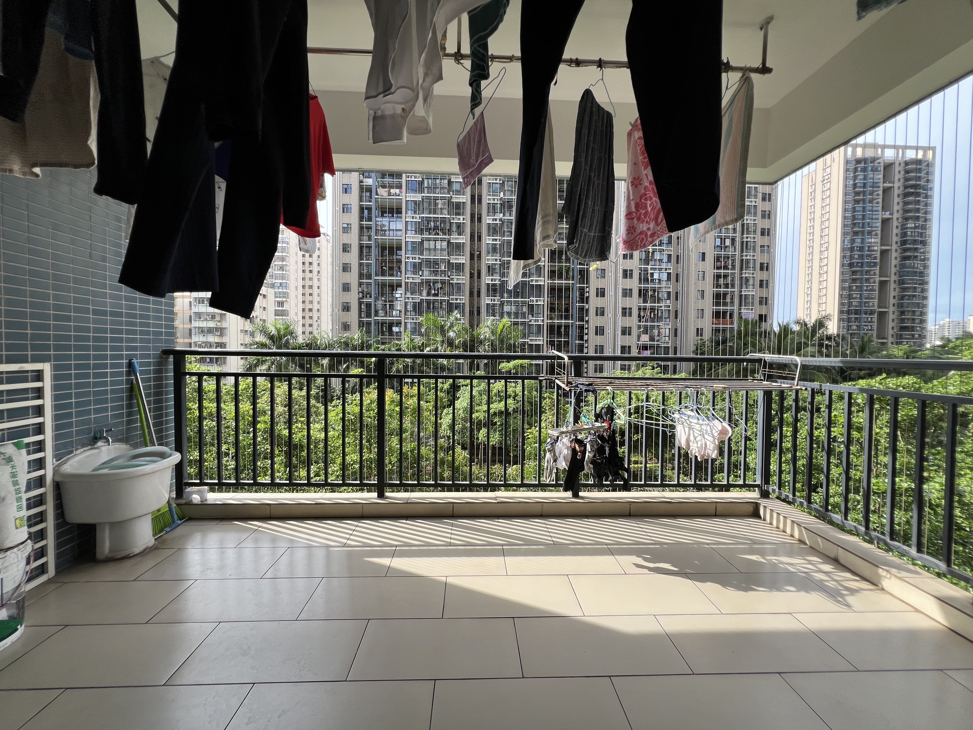 环强御景湾  3室2厅2卫    216.0万 环强御景湾  3室2厅2卫    216.0万室内图