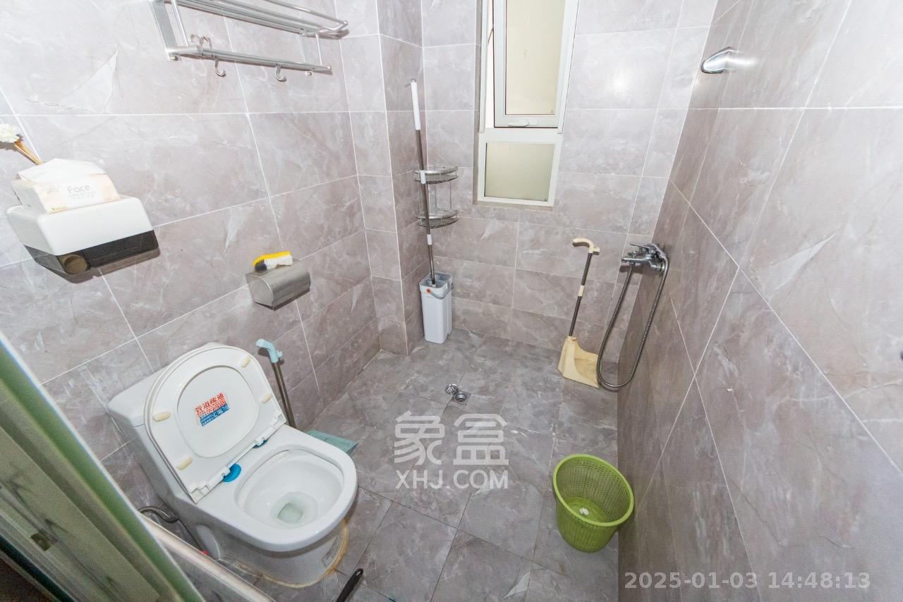 北辰三角洲E4区  3室2厅1卫   3200.00元/月室内图