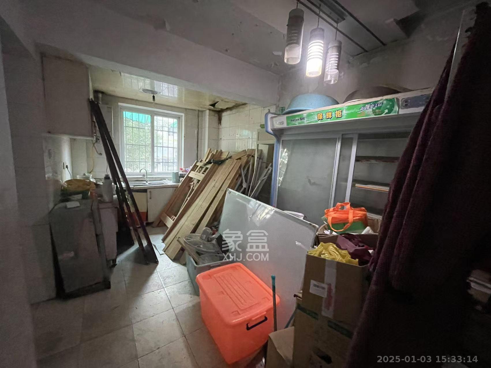 鸿景苑  3室2厅1卫   2600.00元/月室内图