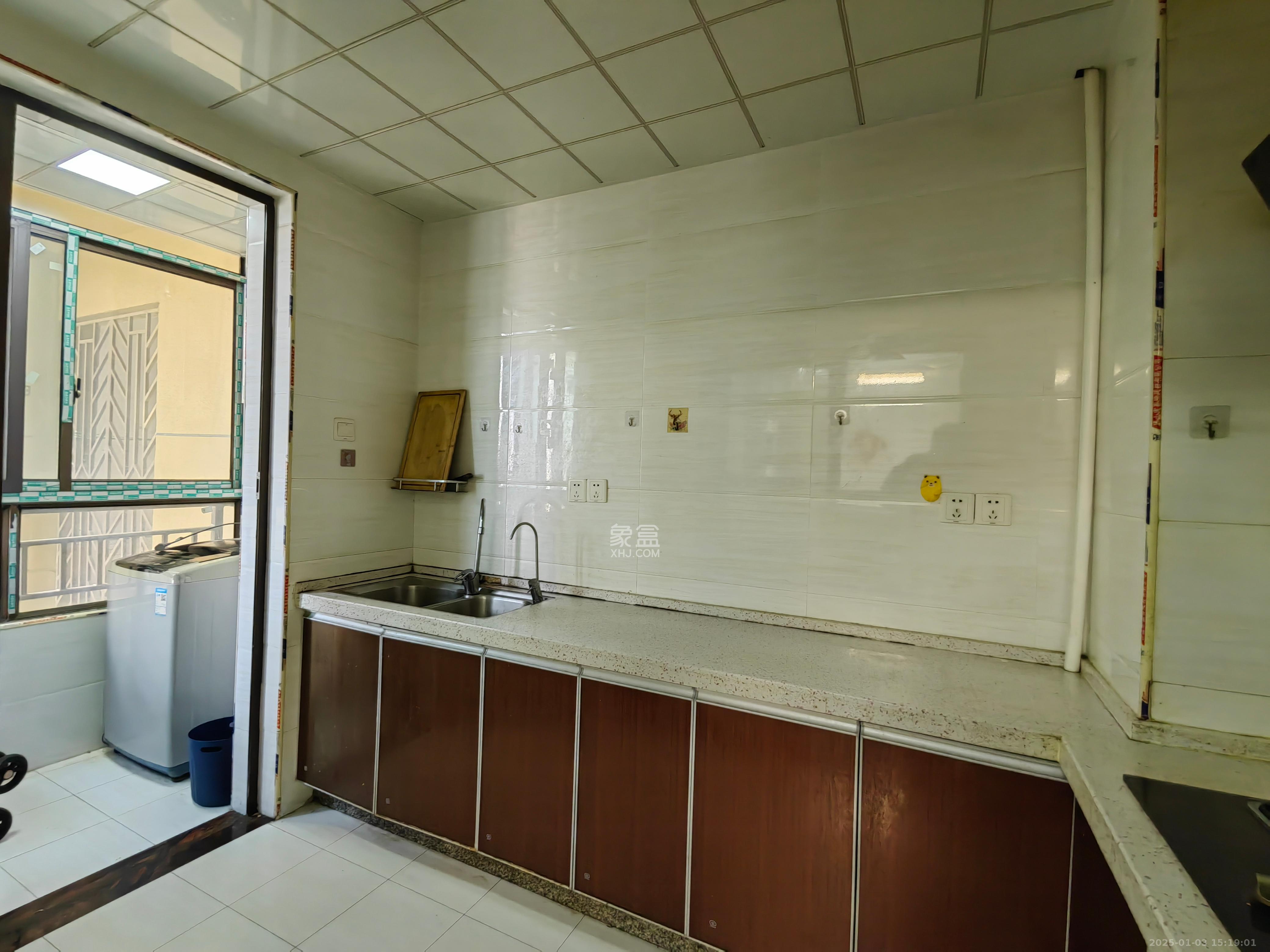 华润橡树湾 4室2厅2卫 2200.0元/月 华润橡树湾 4室2厅2卫 2200.0元/月室内图