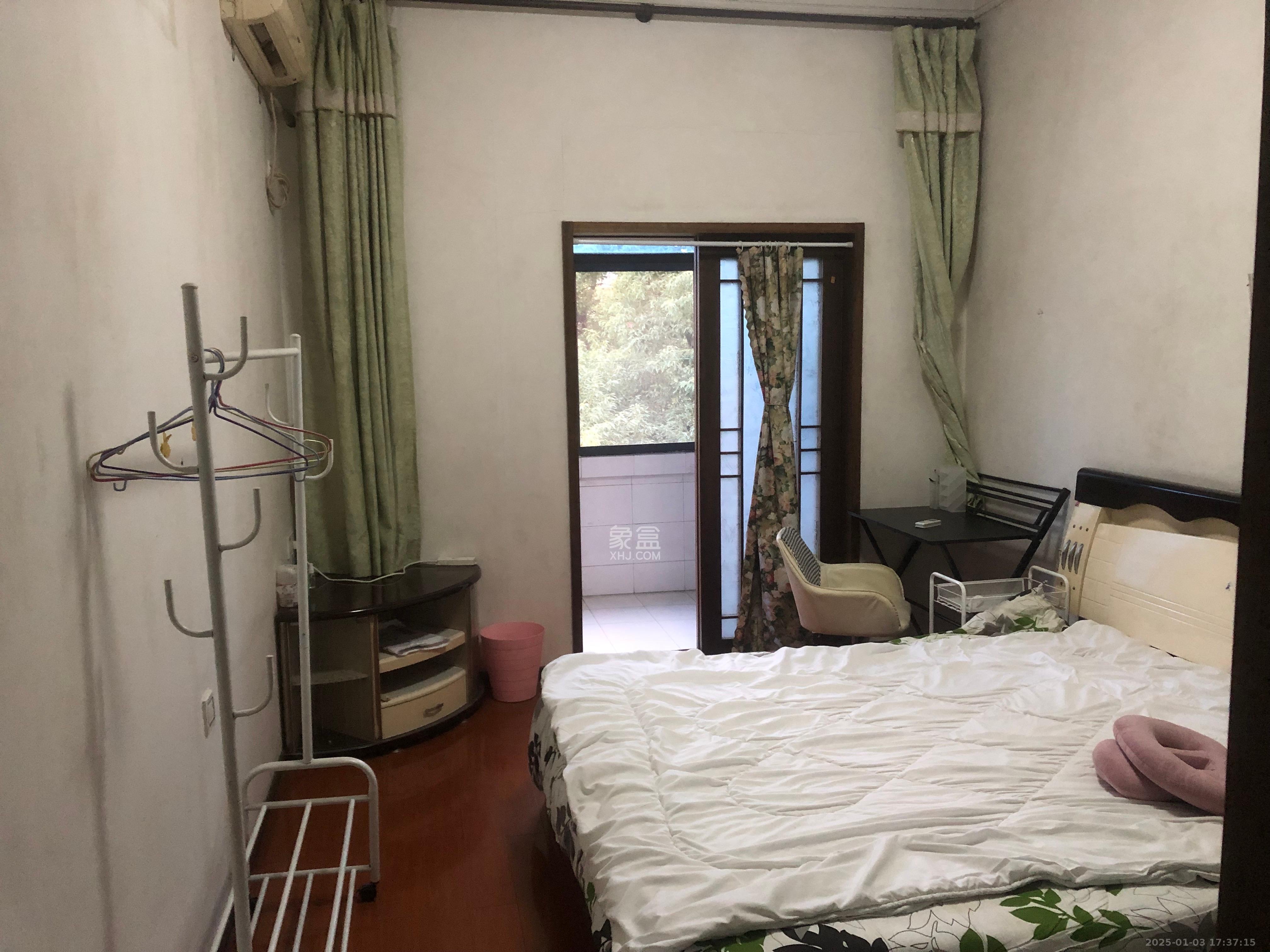 测绘局单位房 2室1厅1卫 1400.0元/月 测绘局单位房 2室1厅1卫 1400.0元/月室内图