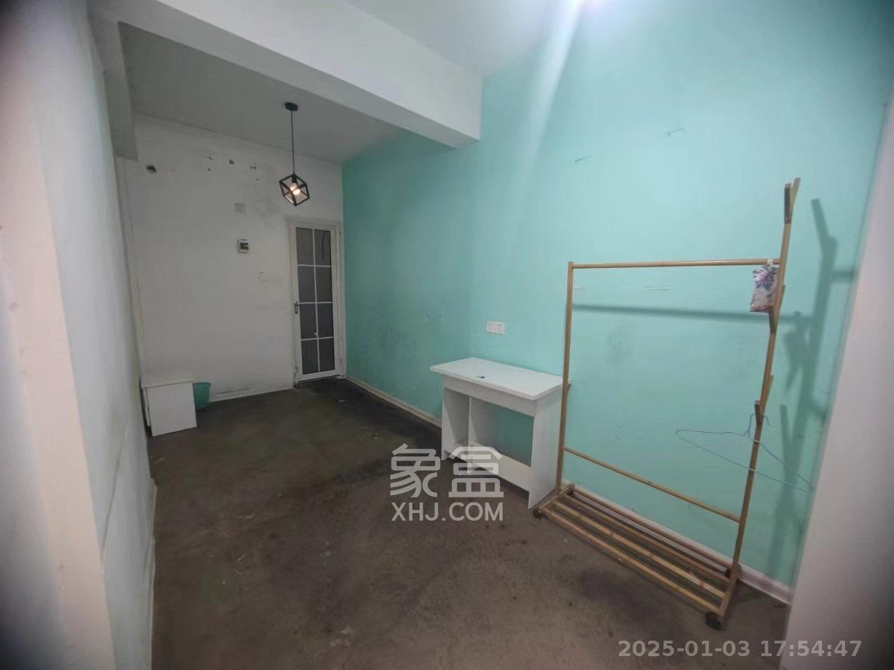 协信星澜汇  4室2厅2卫   2500.00元/月室内图