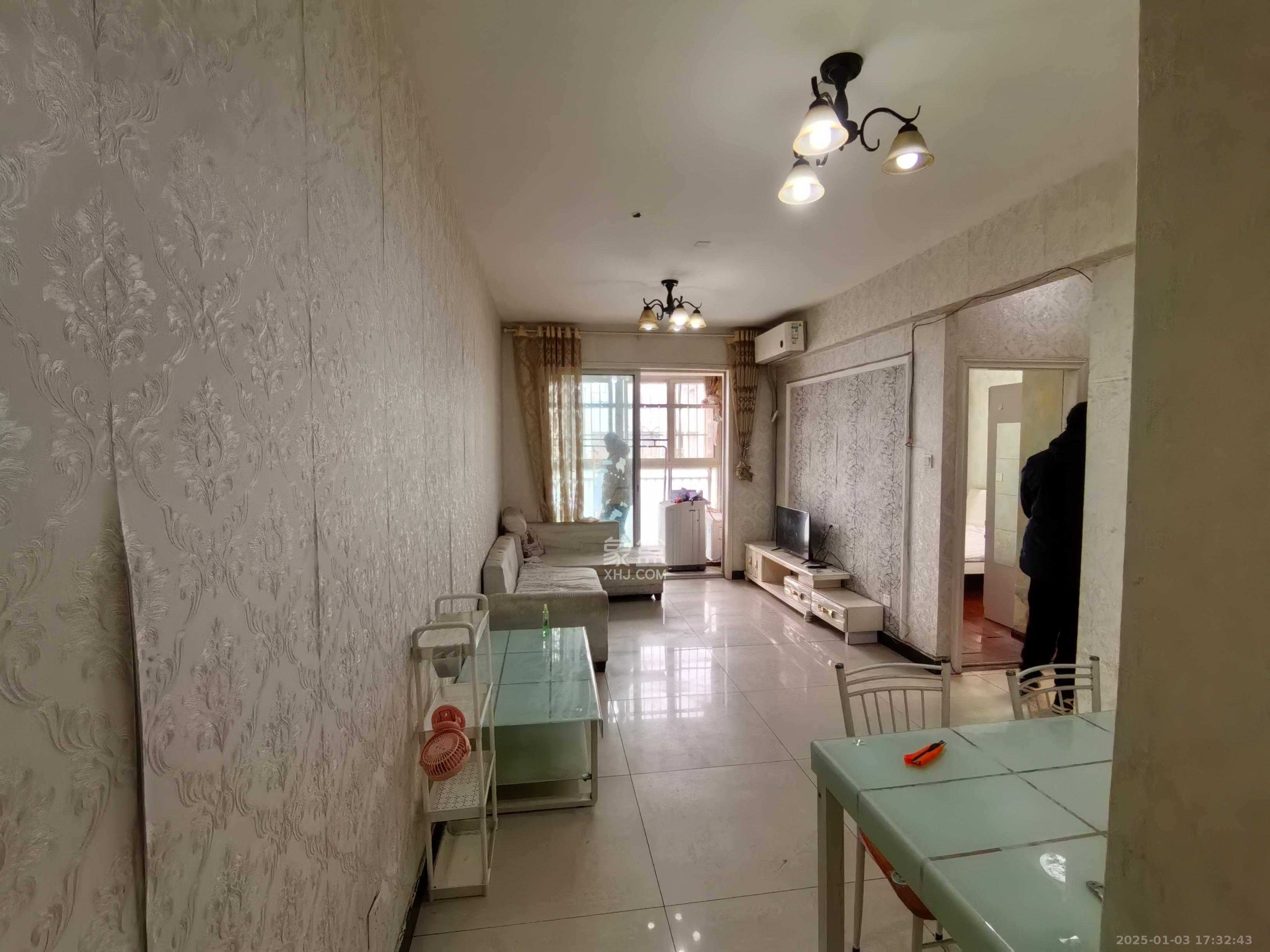 融圣国际 2室1厅1卫 2700.0元/月 融圣国际 2室1厅1卫 2700.0元/月室内图