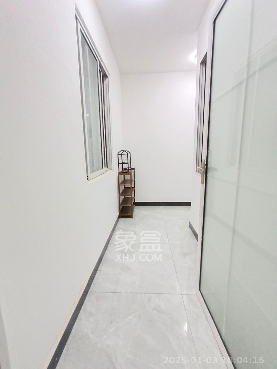 润和紫郡一期  2室2厅1卫   1600.00元/月室内图