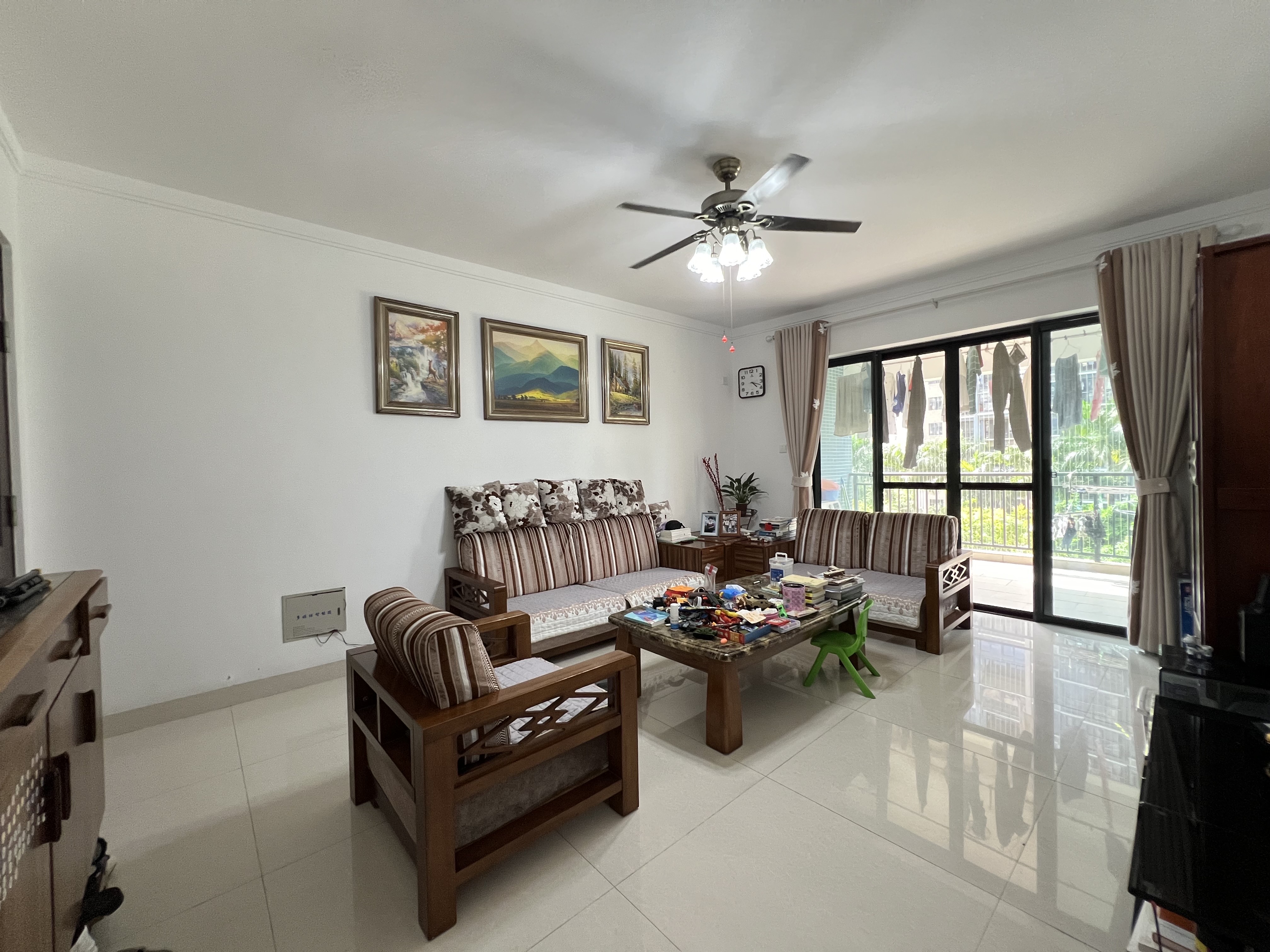 环强御景湾  3室2厅2卫    216.0万 环强御景湾  3室2厅2卫    216.0万室内图