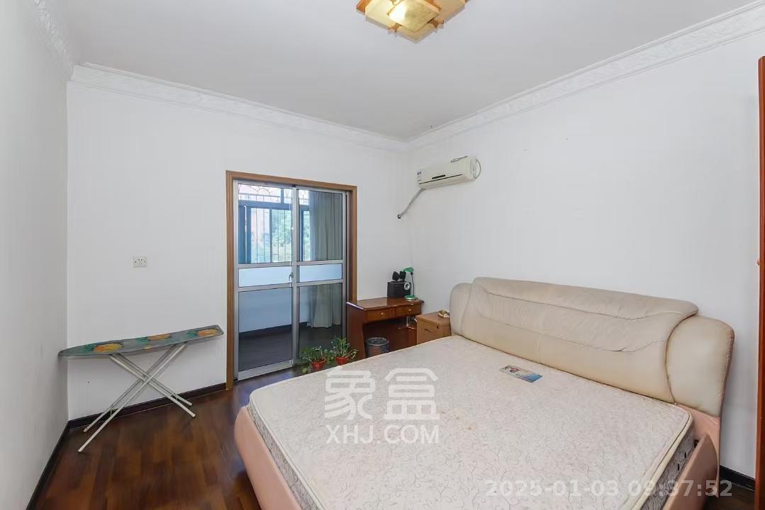 三里垅湘华小区 3室1厅1卫 1800.0元/月 三里垅湘华小区 3室1厅1卫 1800.0元/月室内图