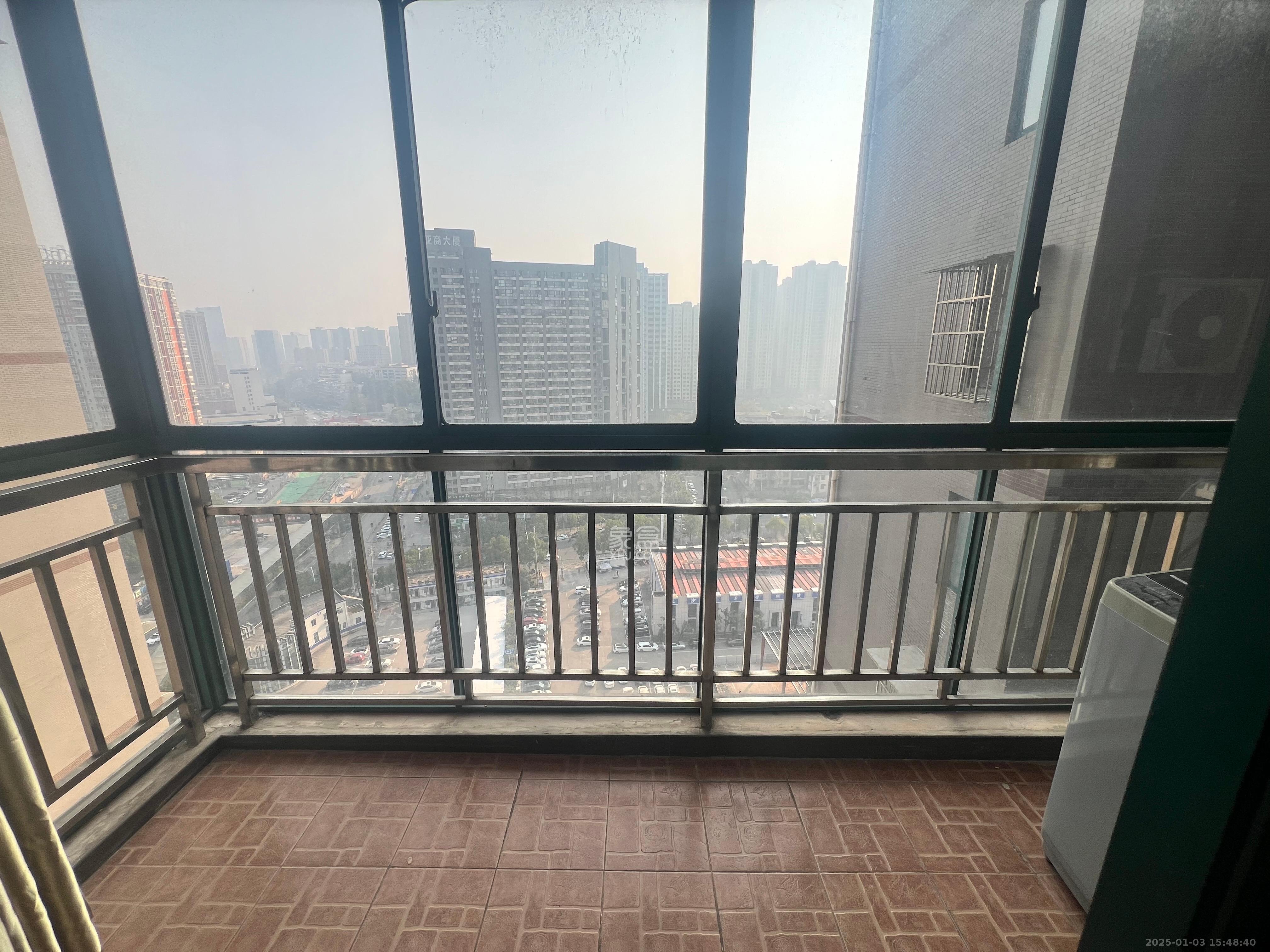 盛德碧瑞庭  3室2厅2卫   2200.00元/月室内图