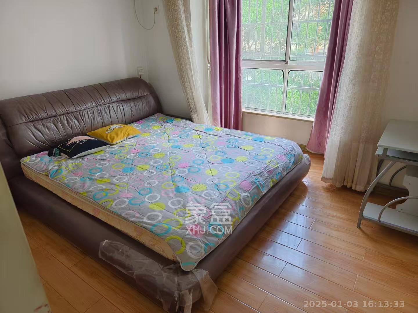 新星小区 3室1厅1卫 2000.0元/月 新星小区 3室1厅1卫 2000.0元/月室内图