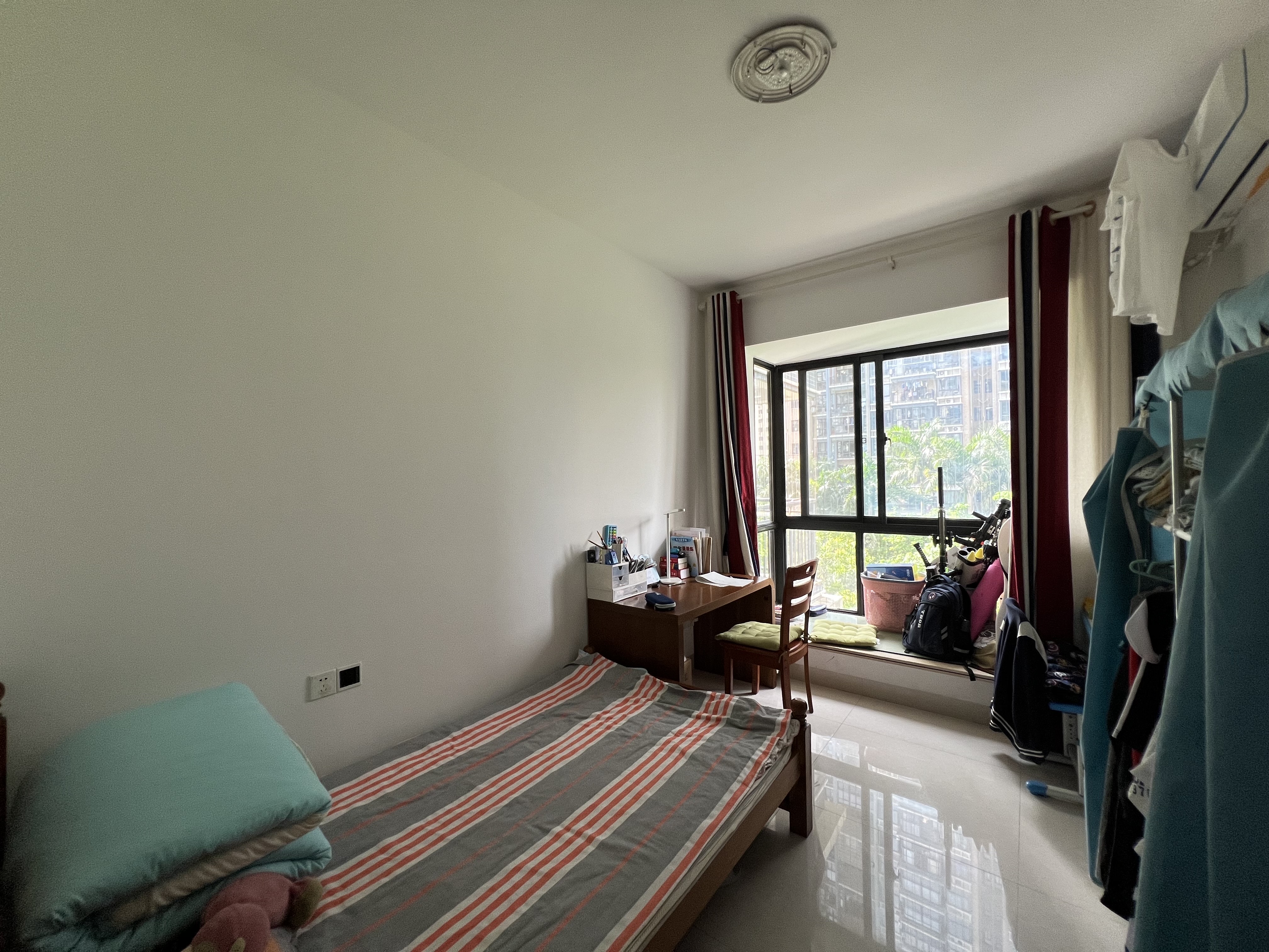 环强御景湾  3室2厅2卫    216.0万 环强御景湾  3室2厅2卫    216.0万室内图