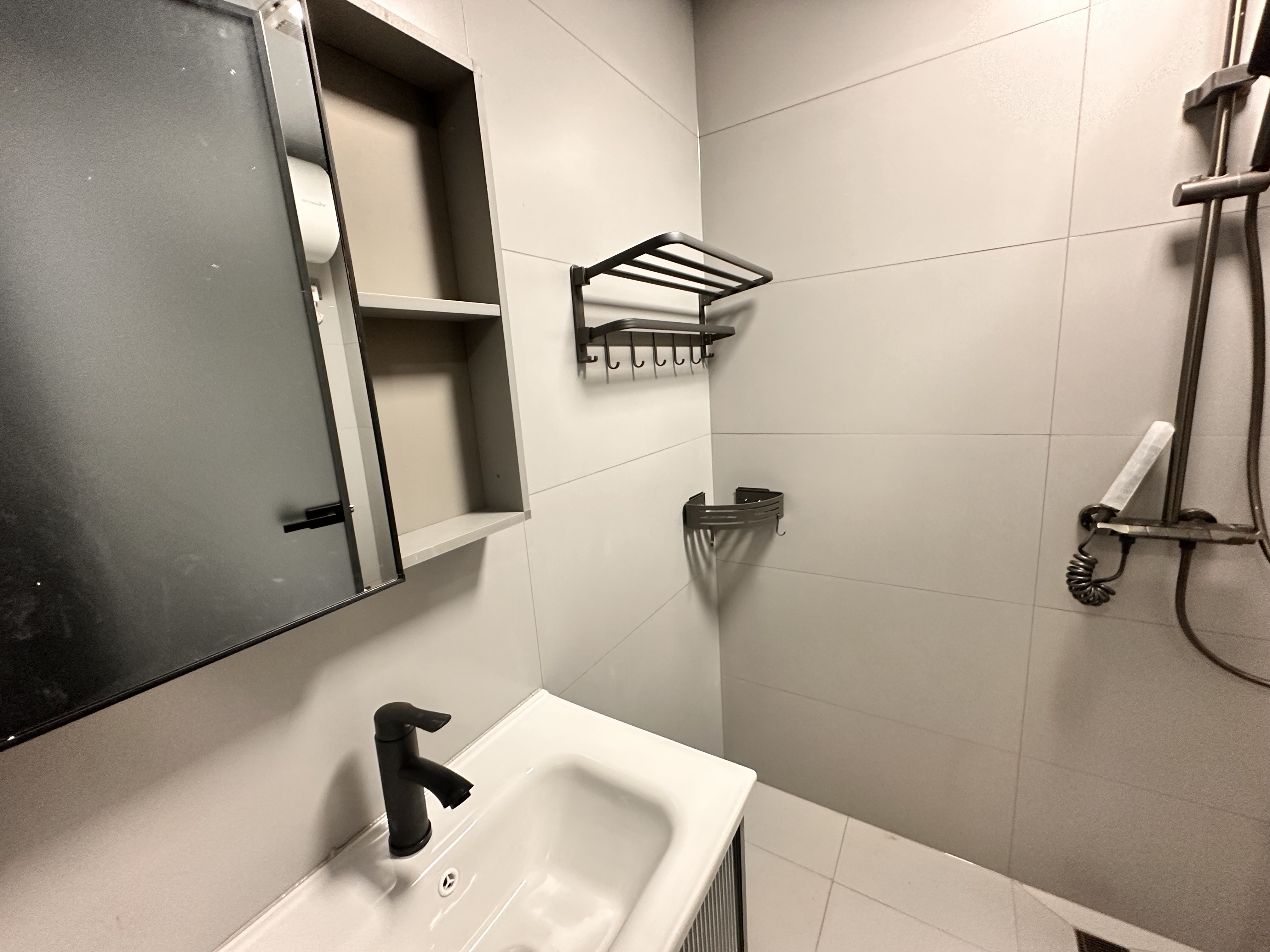 碧桂园衡州盛世 1室1厅1卫 1400.0元/月 碧桂园衡州盛世 1室1厅1卫 1400.0元/月室内图