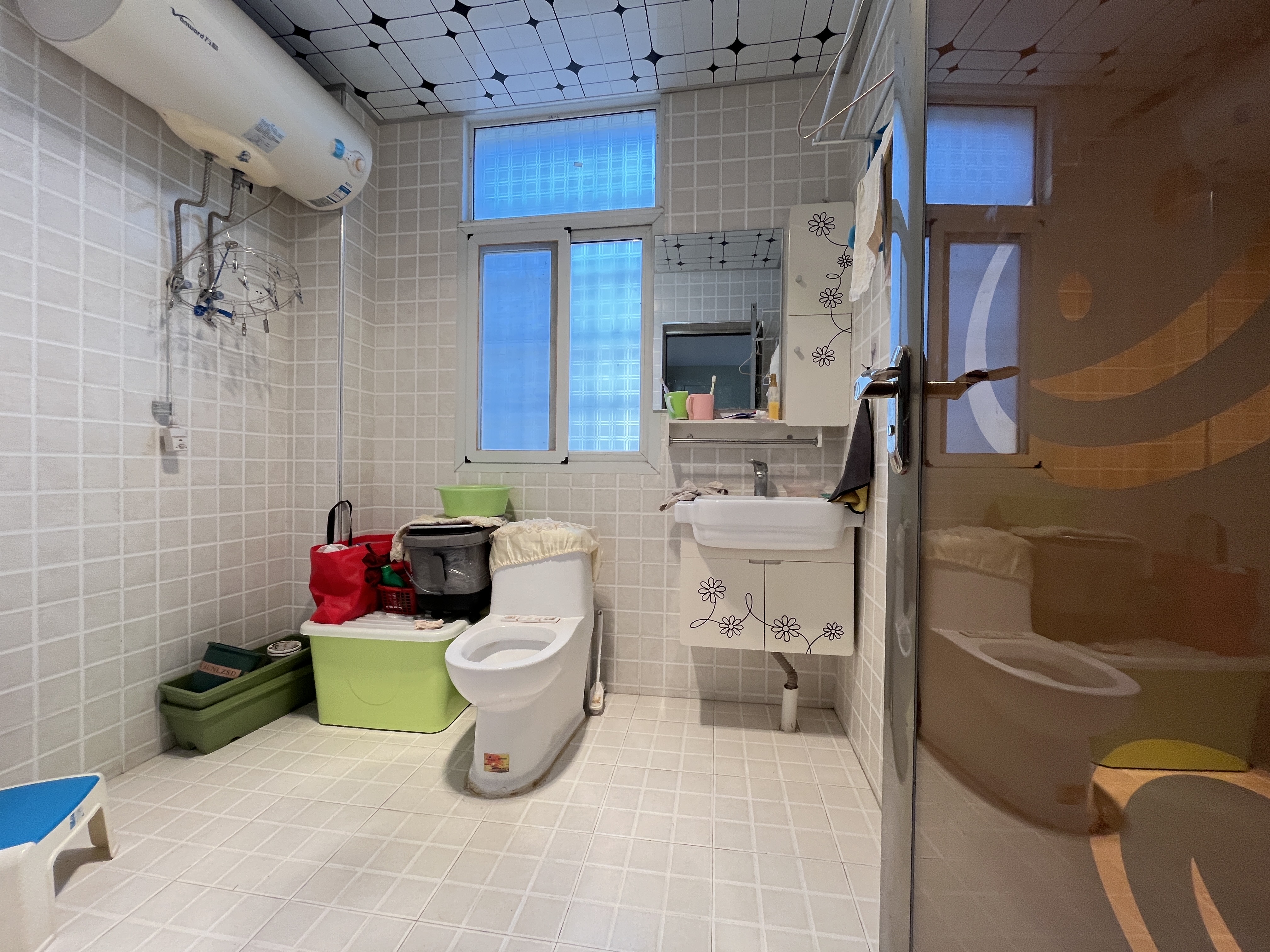 山水名苑 3室2厅2卫 66.8万 山水名苑 3室2厅2卫 66.8万客厅