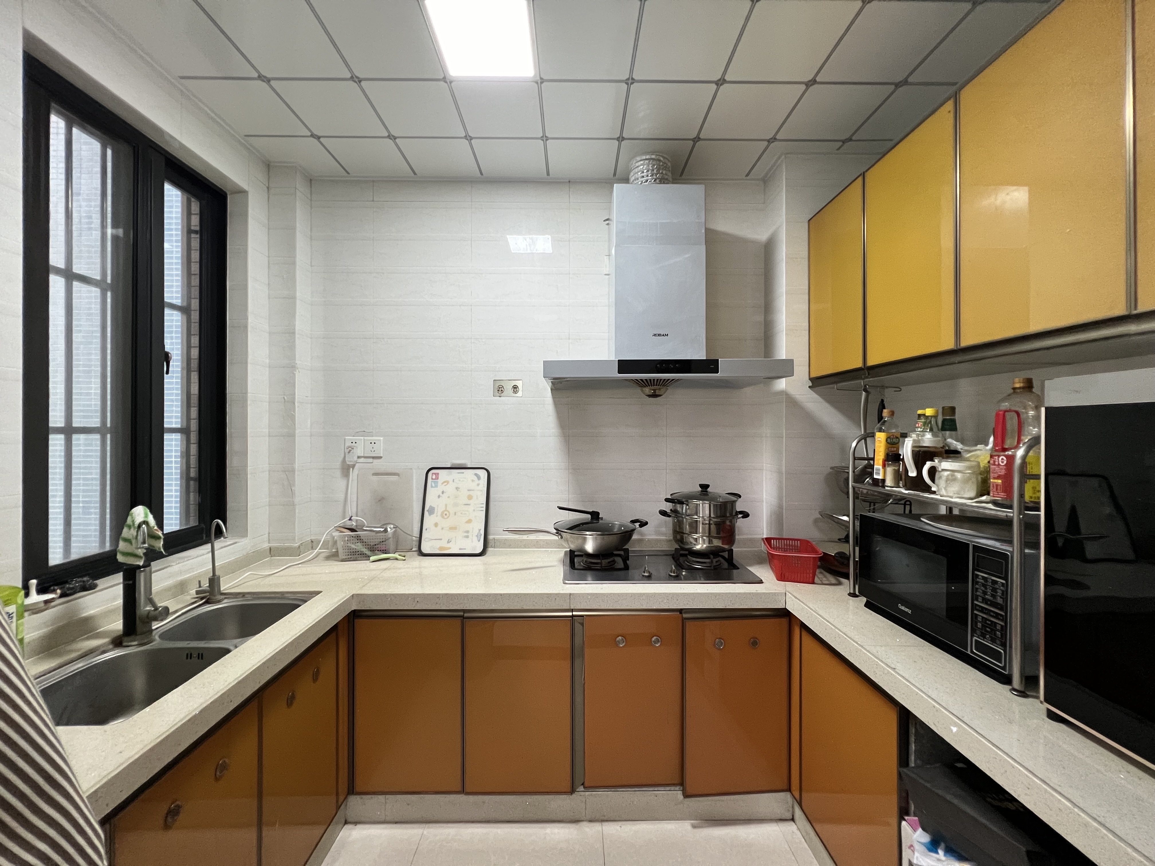 环强御景湾  3室2厅2卫    216.0万 环强御景湾  3室2厅2卫    216.0万室内图