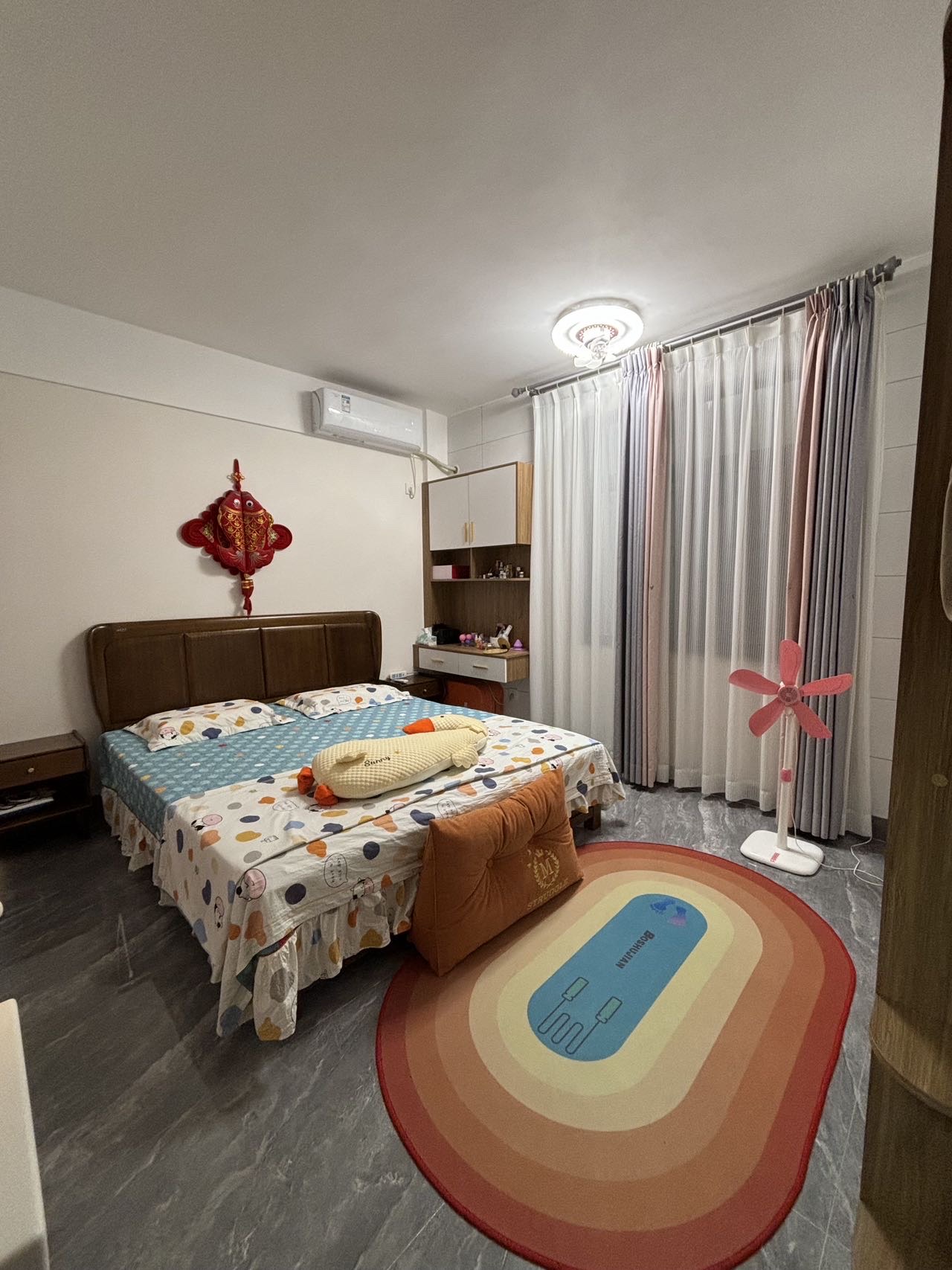 凤翔新村 3室2厅1卫 99.0万 凤翔新村 3室2厅1卫 99.0万客厅