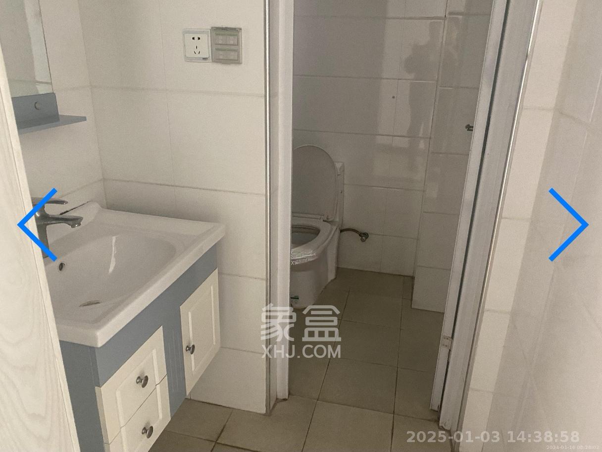 上海城小区 3室2厅1卫 2100.0元/月 上海城小区 3室2厅1卫 2100.0元/月室内图