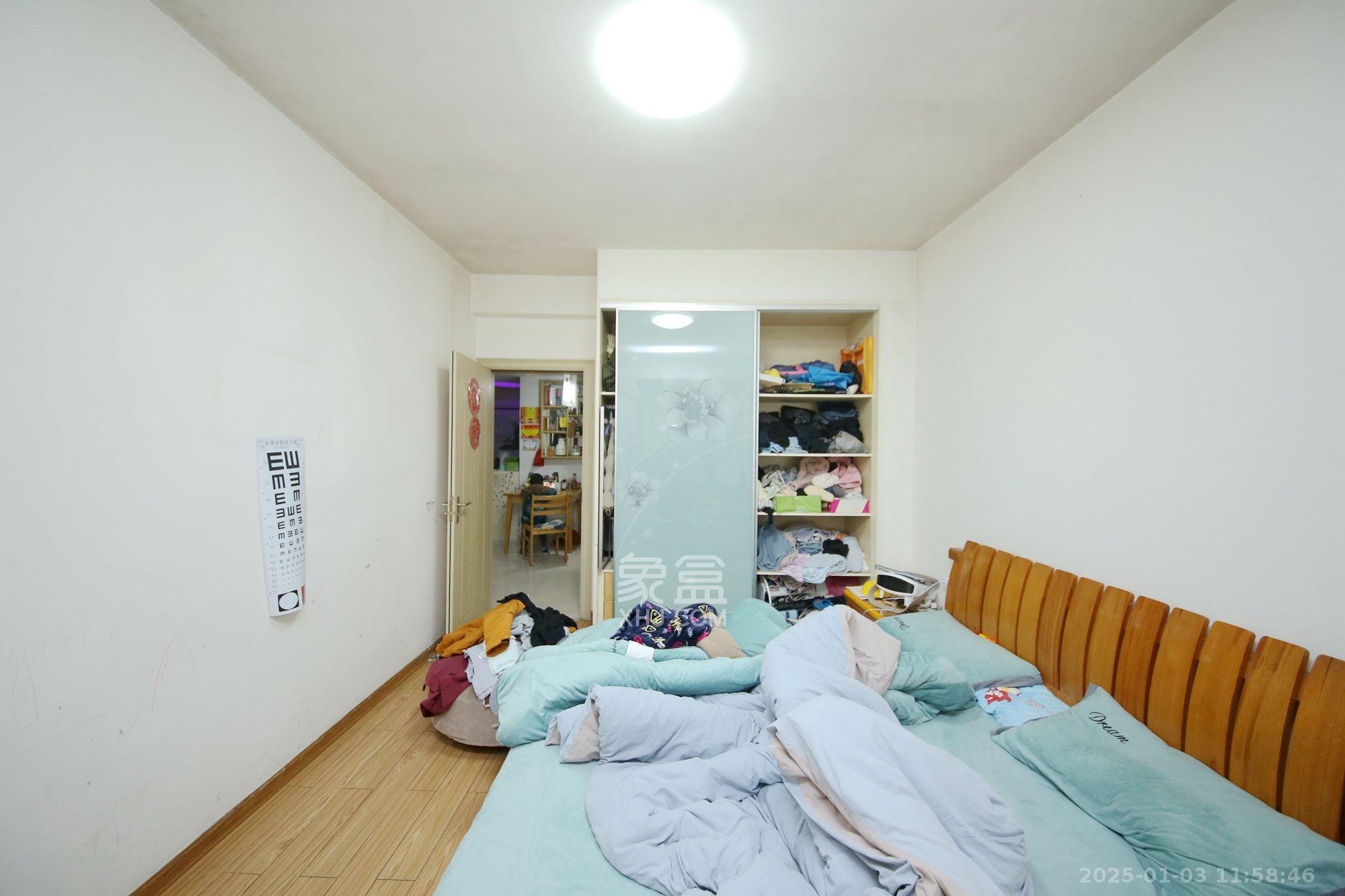 浏阳河畔家园  2室2厅2卫   2500.00元/月室内图