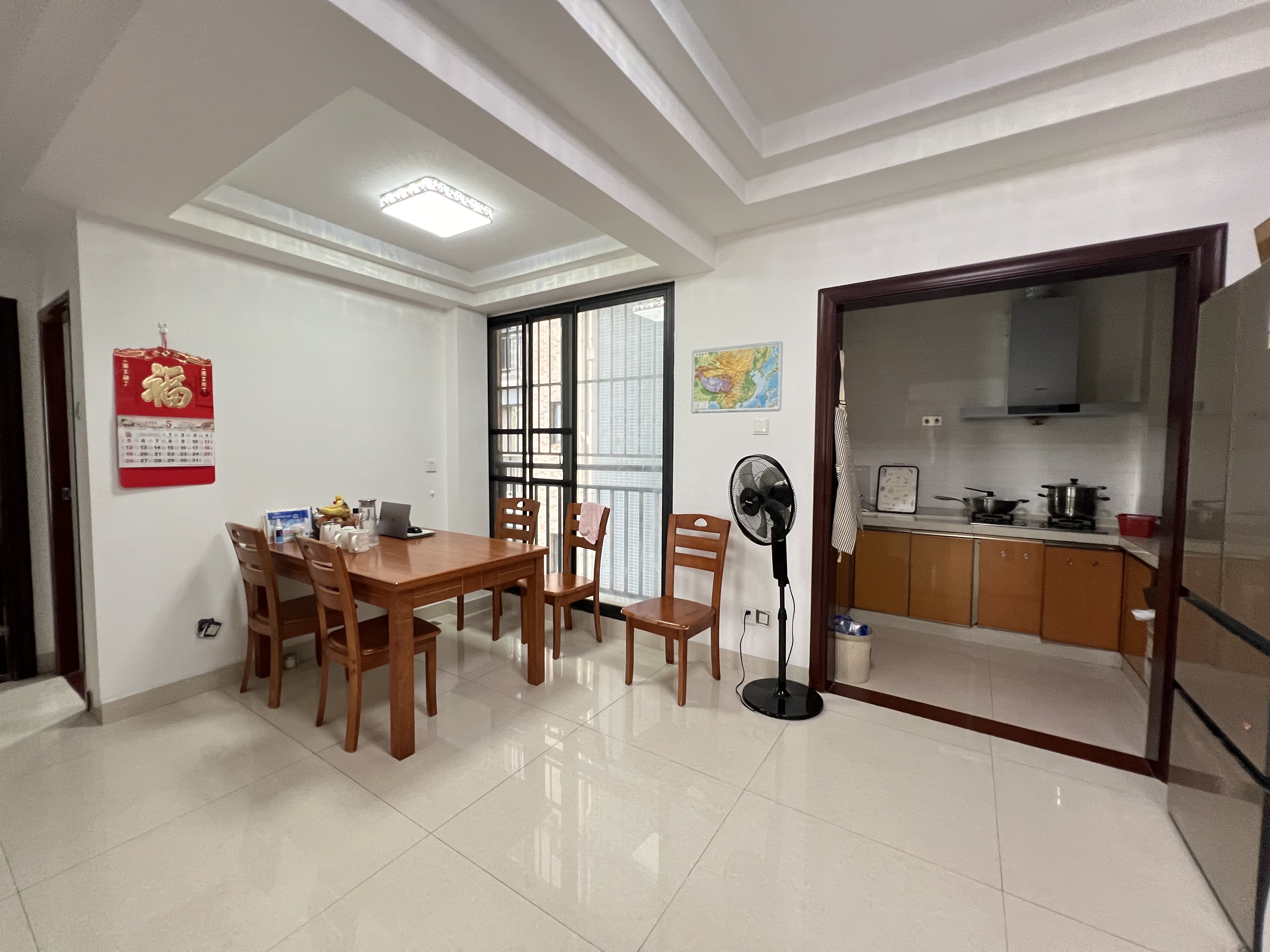 环强御景湾  3室2厅2卫    216.0万 环强御景湾  3室2厅2卫    216.0万室内图