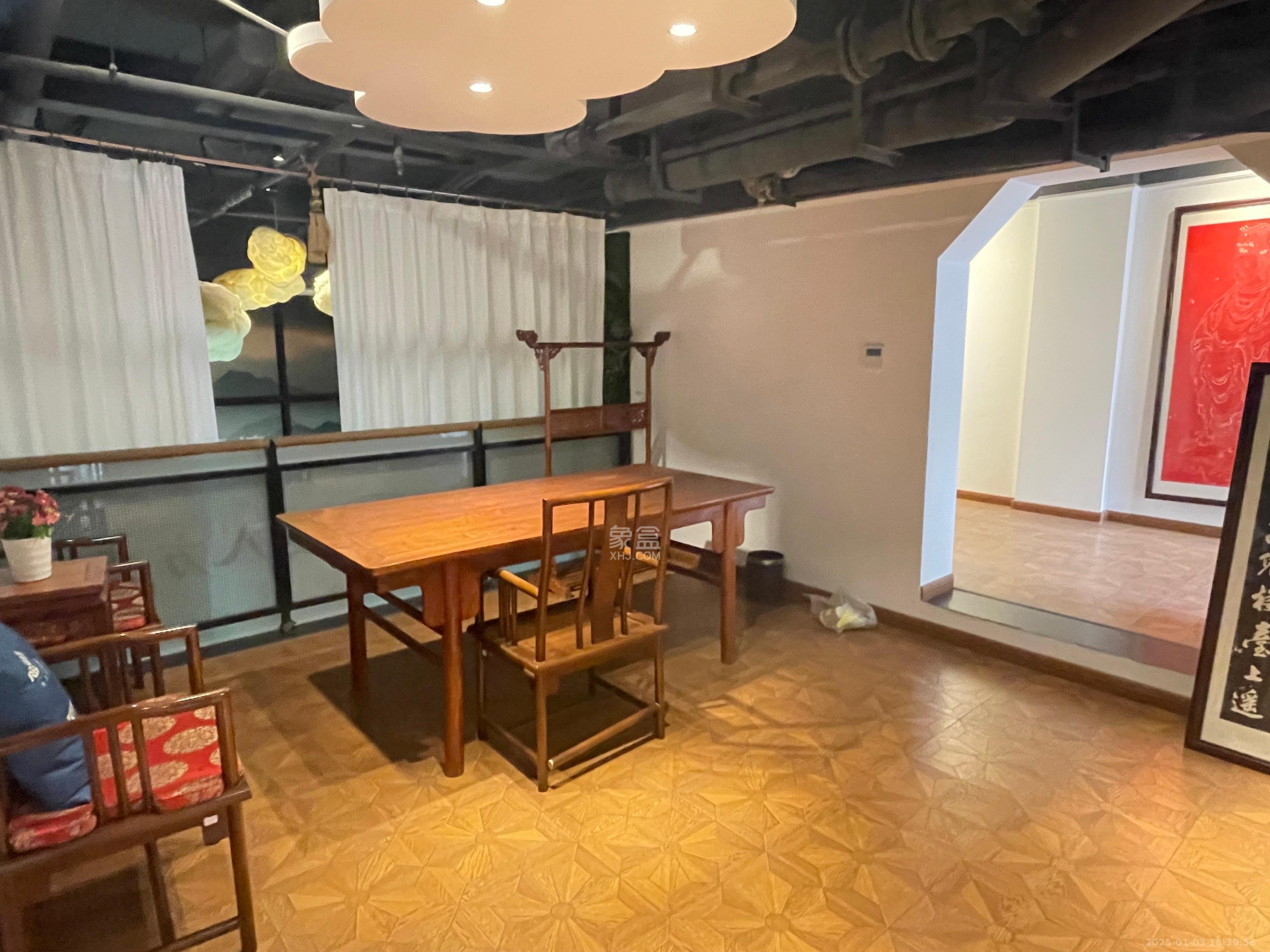 郡原广场   480.0㎡     18000.00元/月室内图