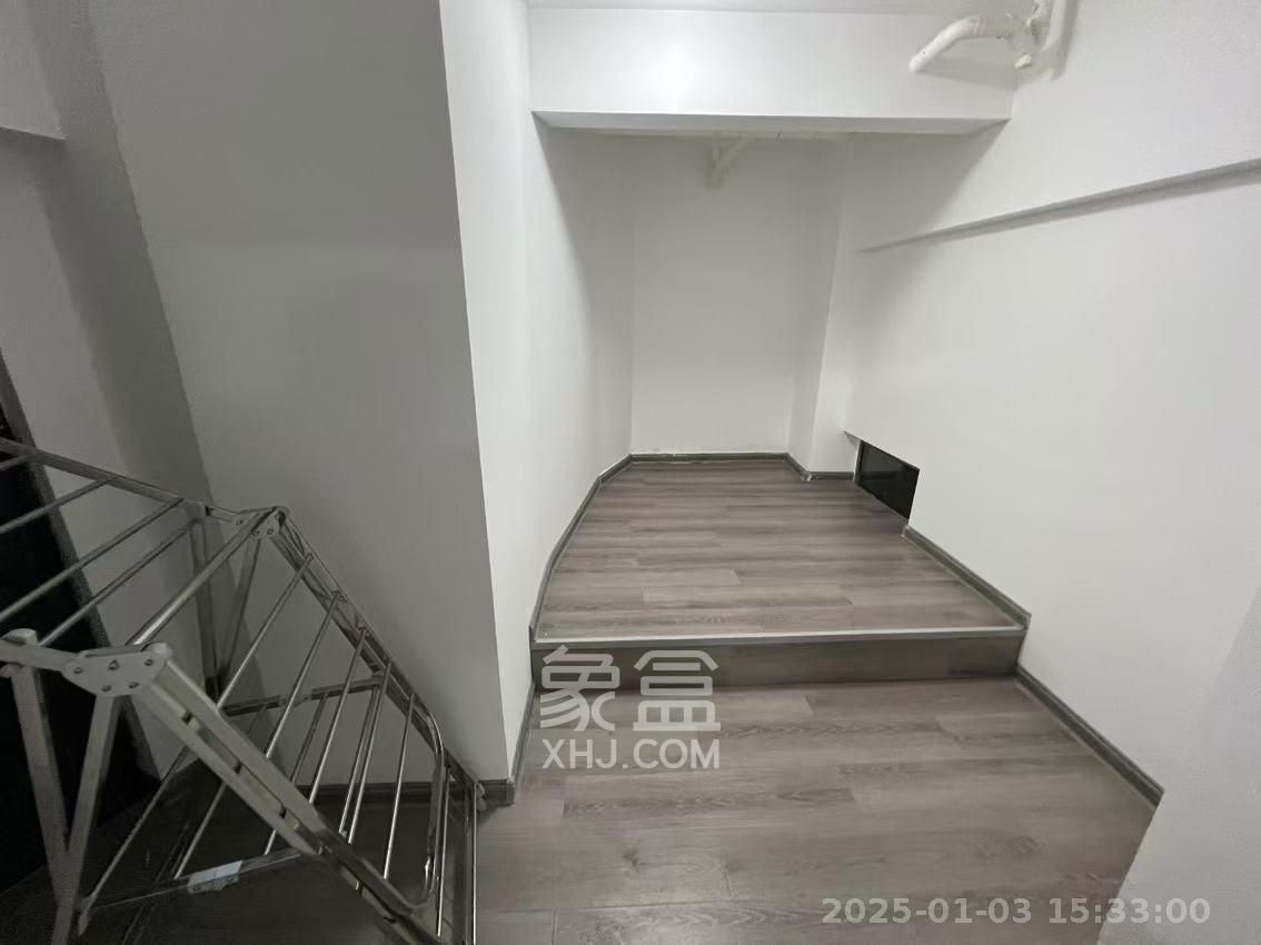 荣盛花语书苑  1室1厅1卫   2200.00元/月室内图