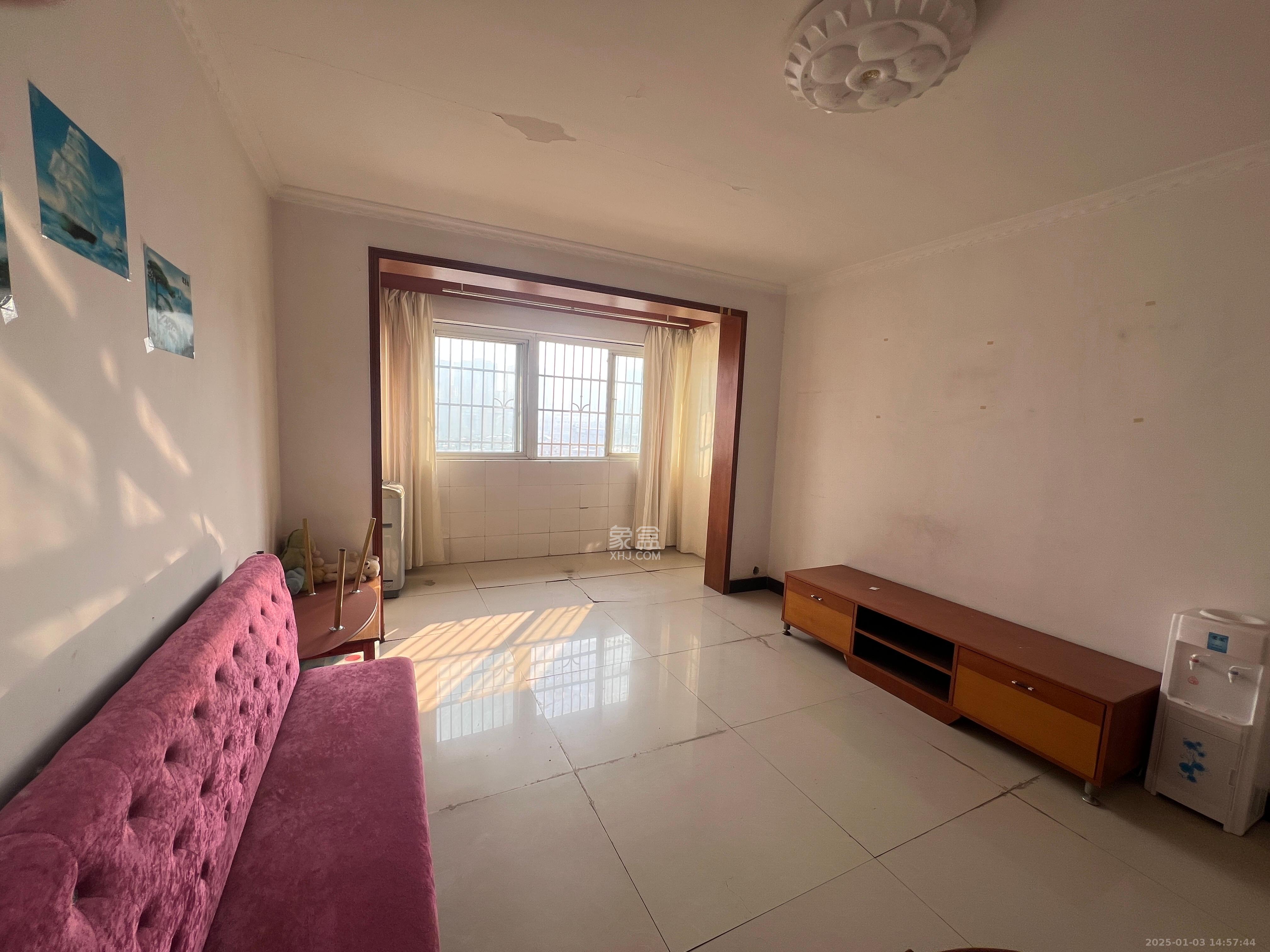 佳园星城 1室2厅1卫 1600.0元/月 佳园星城 1室2厅1卫 1600.0元/月室内图