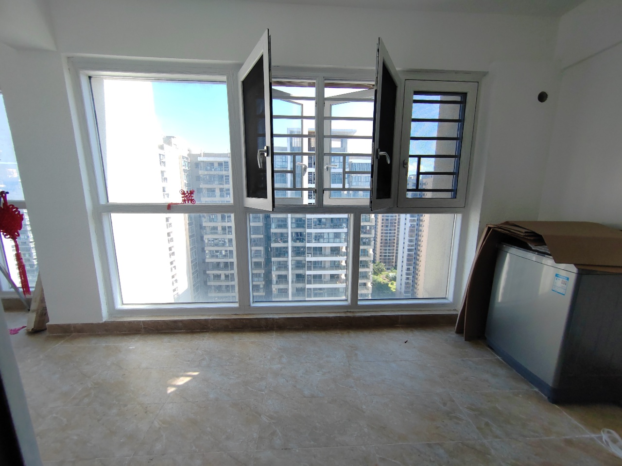 海南金地自在城 2室2厅1卫 96.0万 海南金地自在城 2室2厅1卫 96.0万室内图