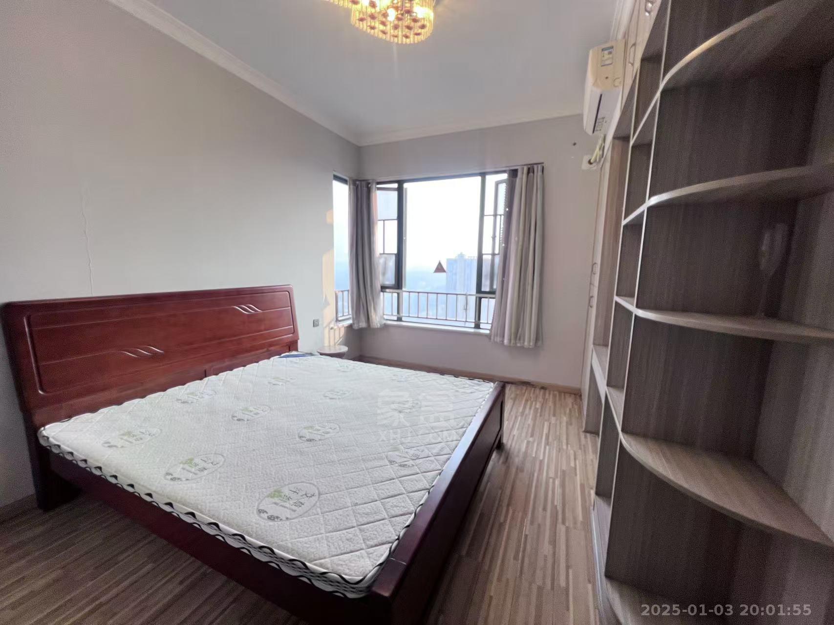 雅立天骄阁 3室2厅2卫 2500.0元/月 雅立天骄阁 3室2厅2卫 2500.0元/月室内图