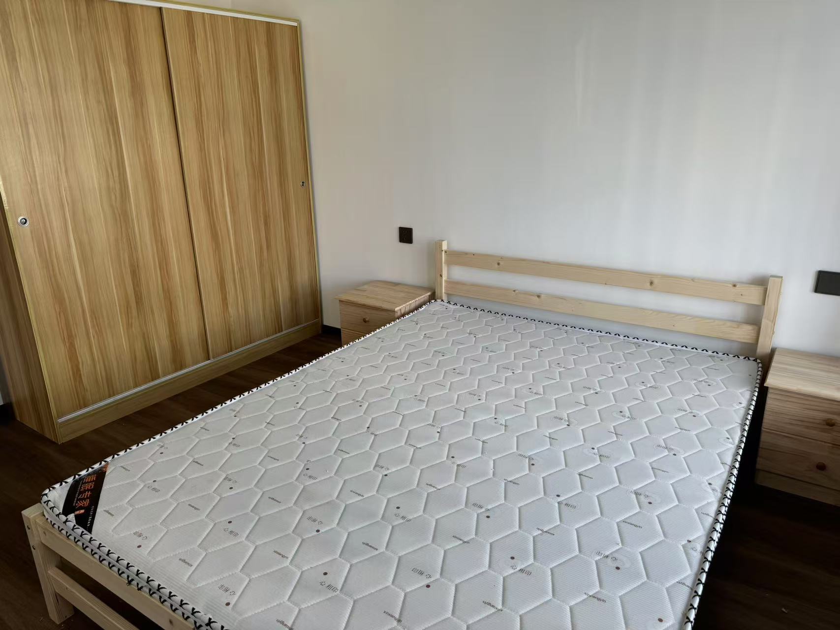 华润中心三期 4室2厅2卫 6500.0元/月 华润中心三期 4室2厅2卫 6500.0元/月室内图