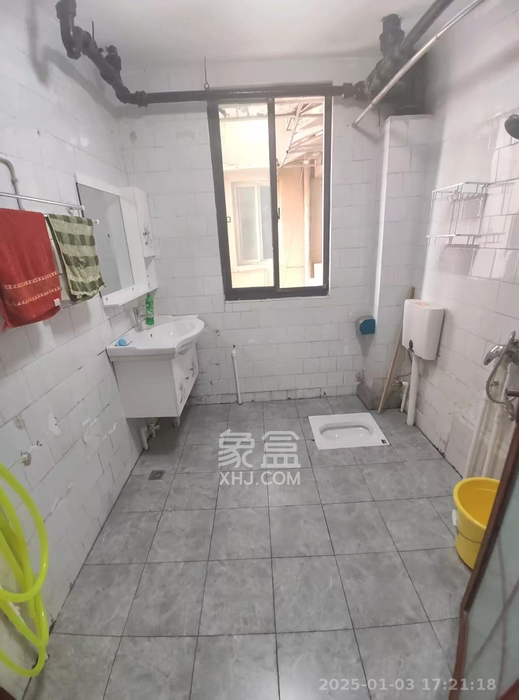 金三角花园 3室2厅2卫 1700.0元/月 金三角花园 3室2厅2卫 1700.0元/月室内图