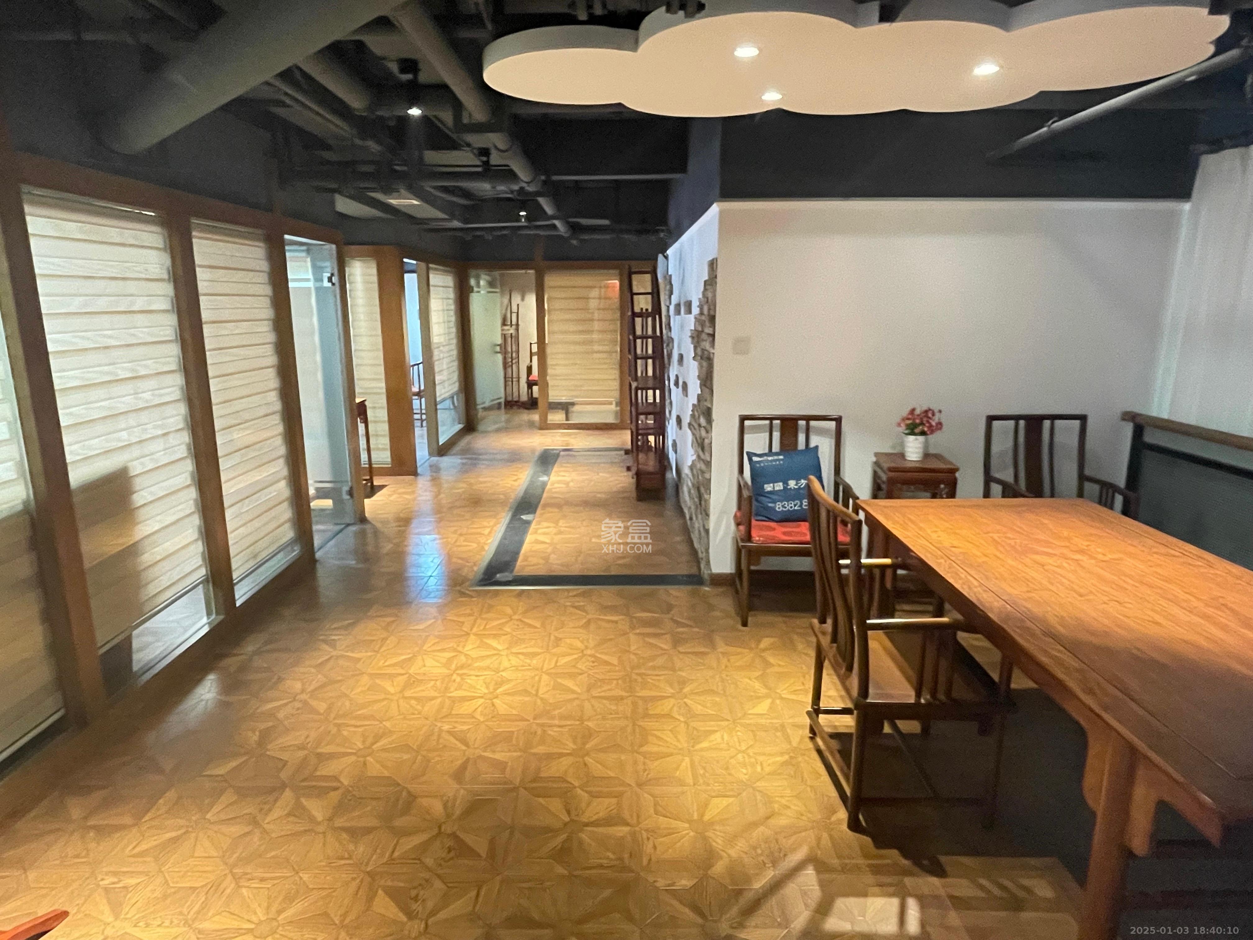 郡原广场   480.0㎡     18000.00元/月室内图