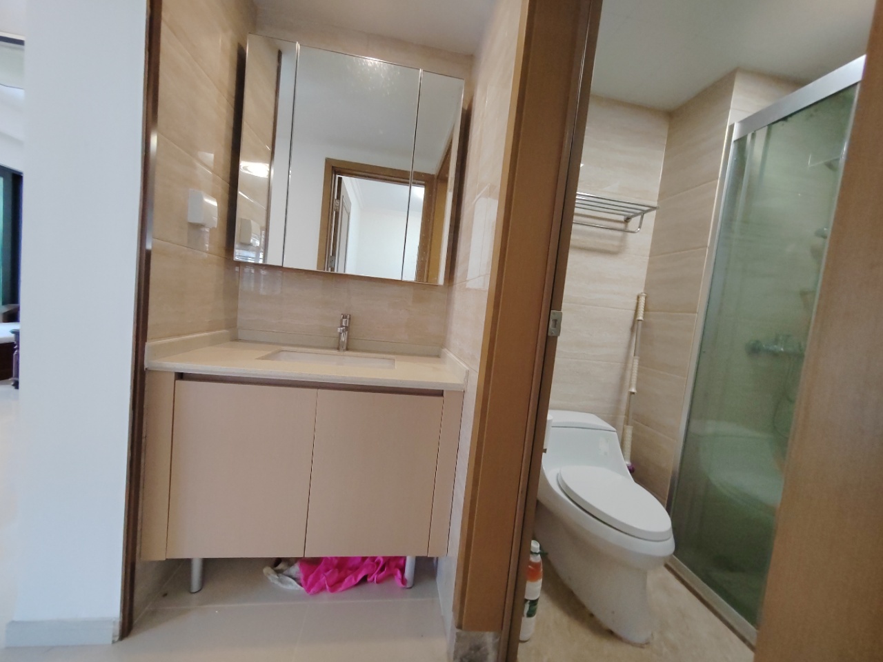 海南金地自在城 2室2厅1卫 96.0万 海南金地自在城 2室2厅1卫 96.0万室内图