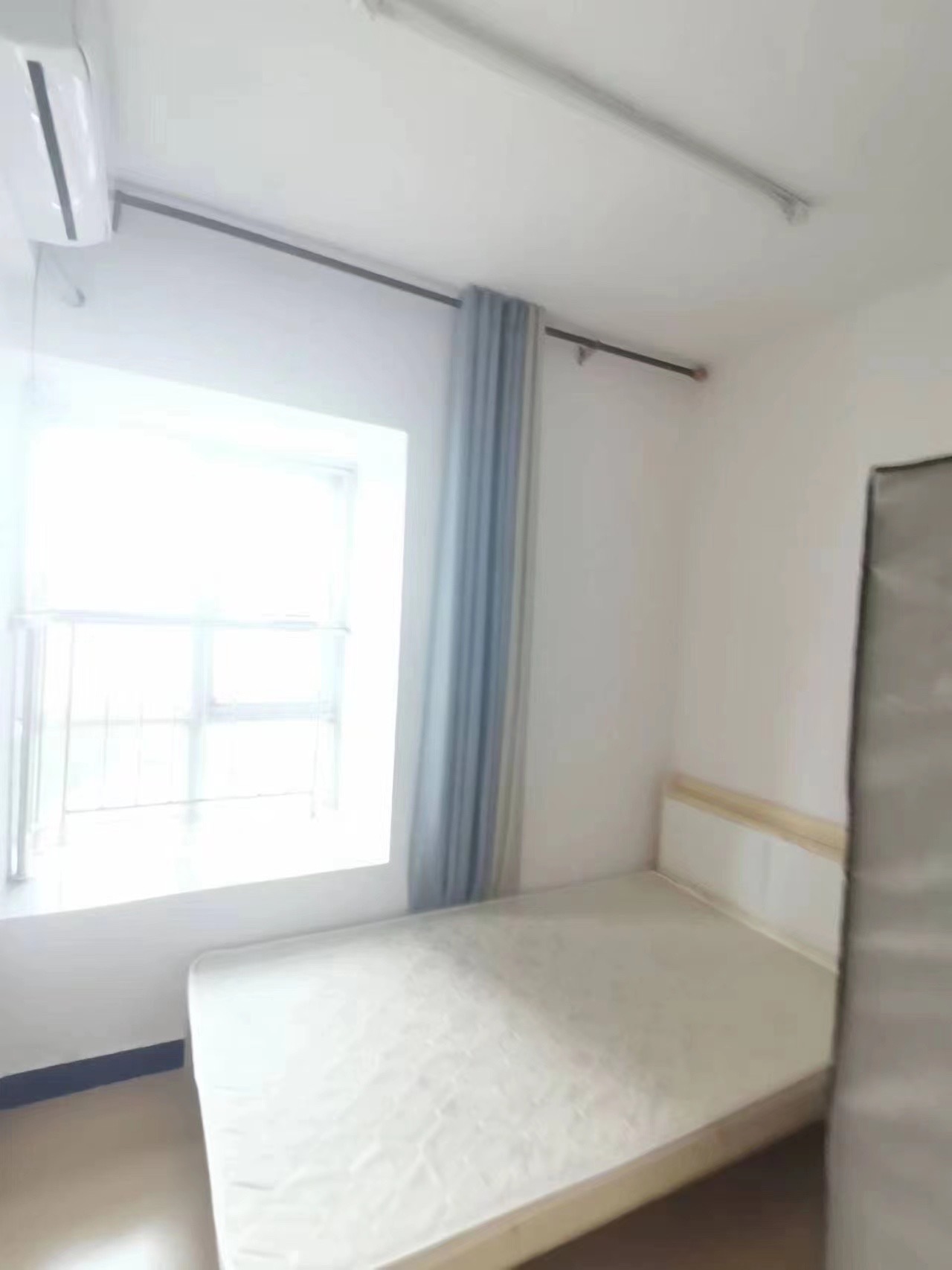 水岸听涛  2室1厅1卫   2100.00元/月室内图