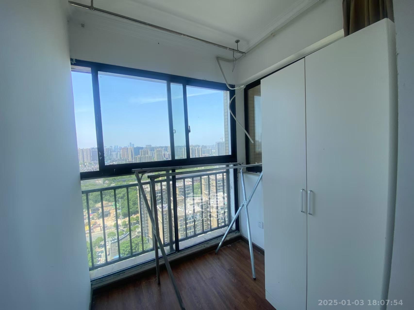 乐尚城 5室1厅1卫 2800.0元/月 乐尚城 5室1厅1卫 2800.0元/月室内图