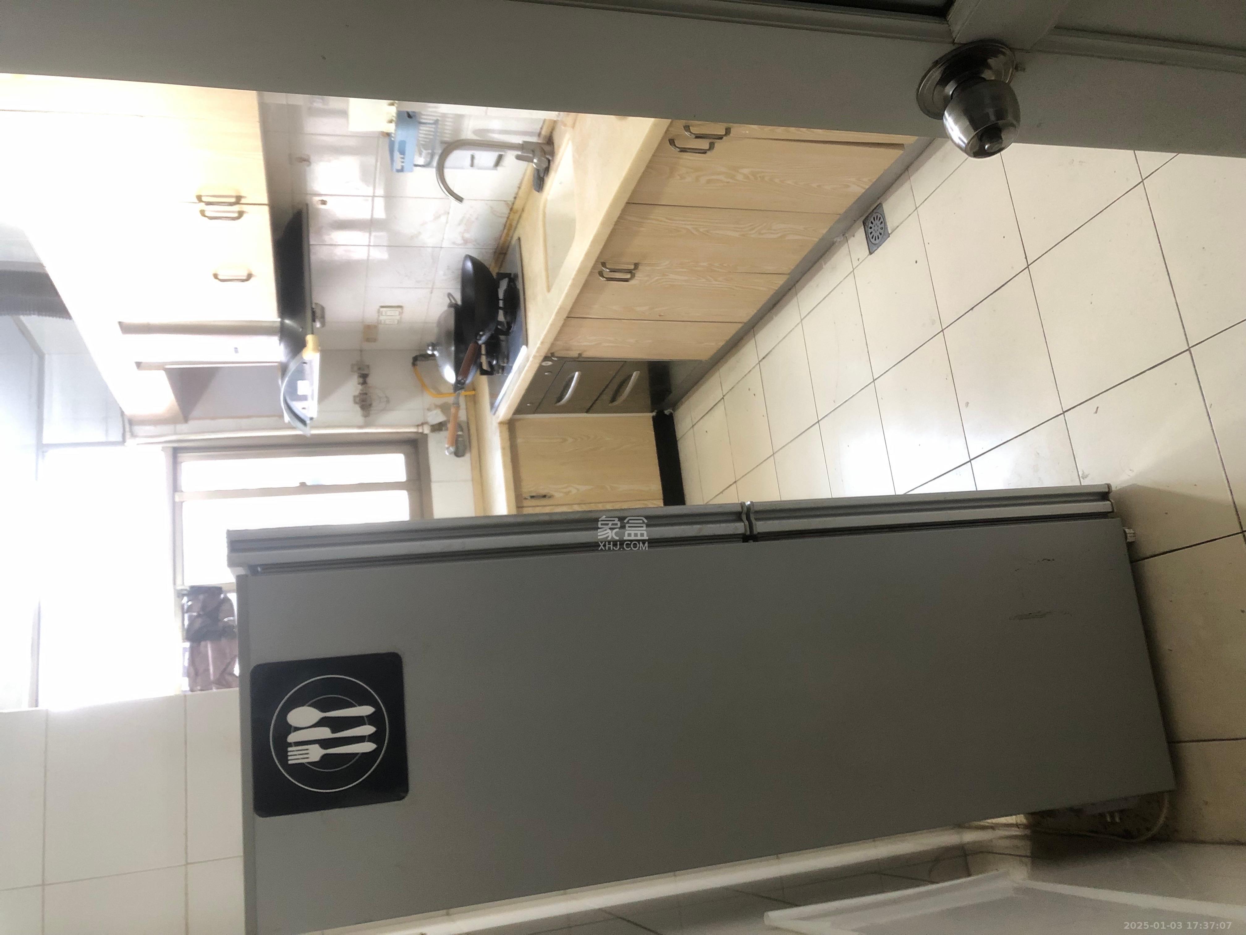 测绘局单位房 2室1厅1卫 1400.0元/月 测绘局单位房 2室1厅1卫 1400.0元/月室内图