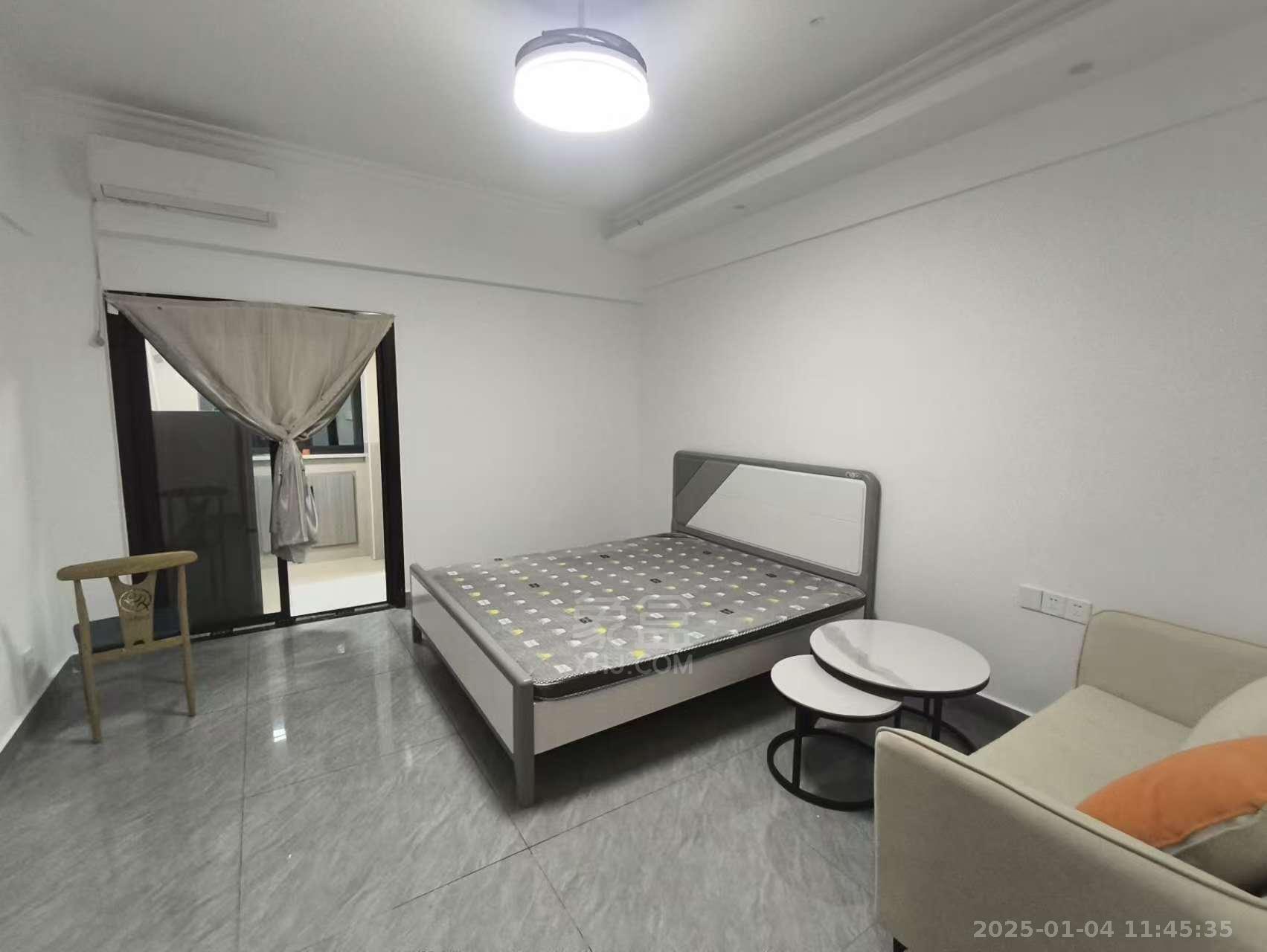 东城商业广场(东成) 1室1厅1卫 1300.0元/月 东城商业广场(东成) 1室1厅1卫 1300.0元/月室内图