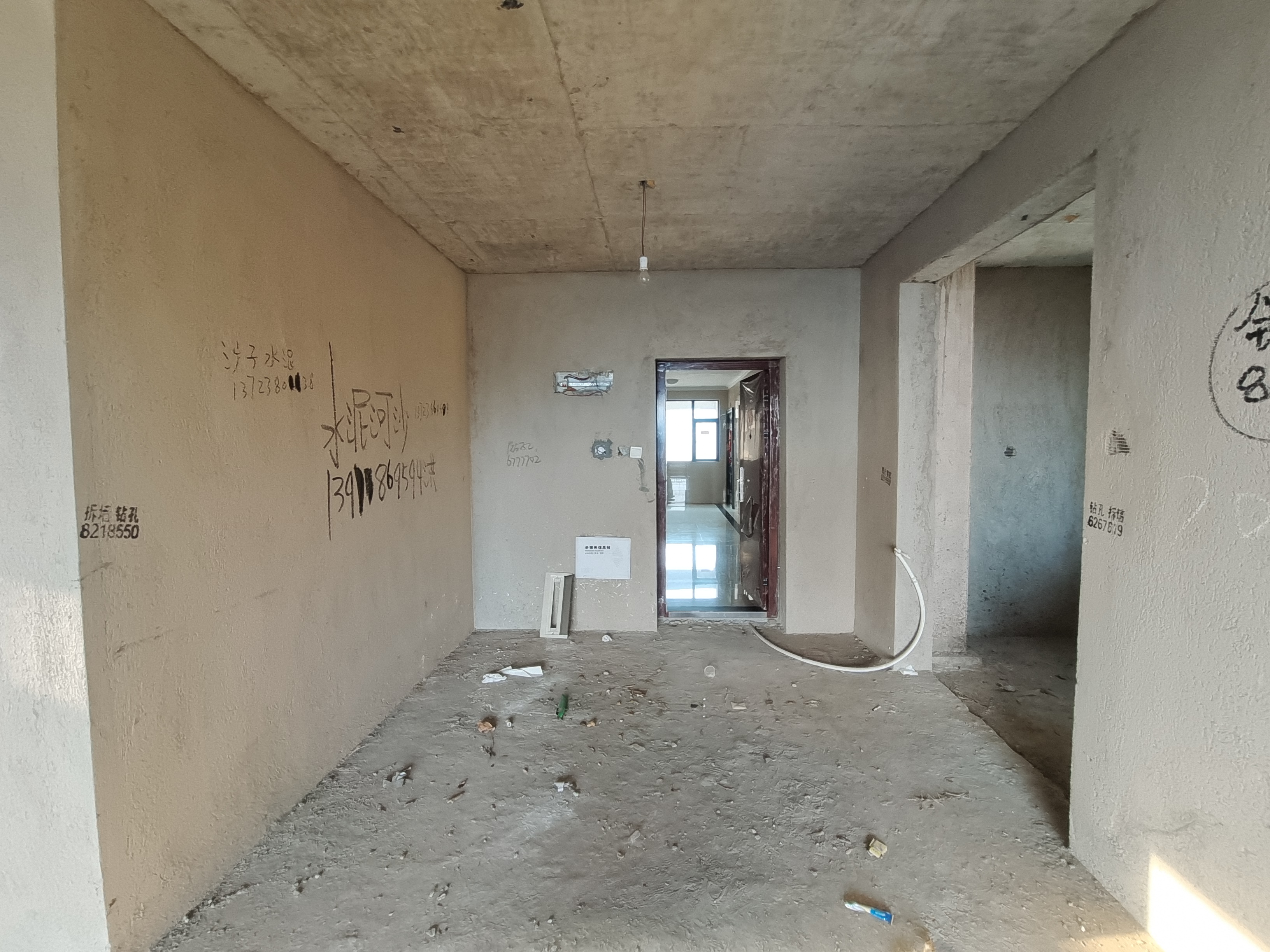 阳光时代 3室2厅2卫 63.8万 阳光时代 3室2厅2卫 63.8万客厅