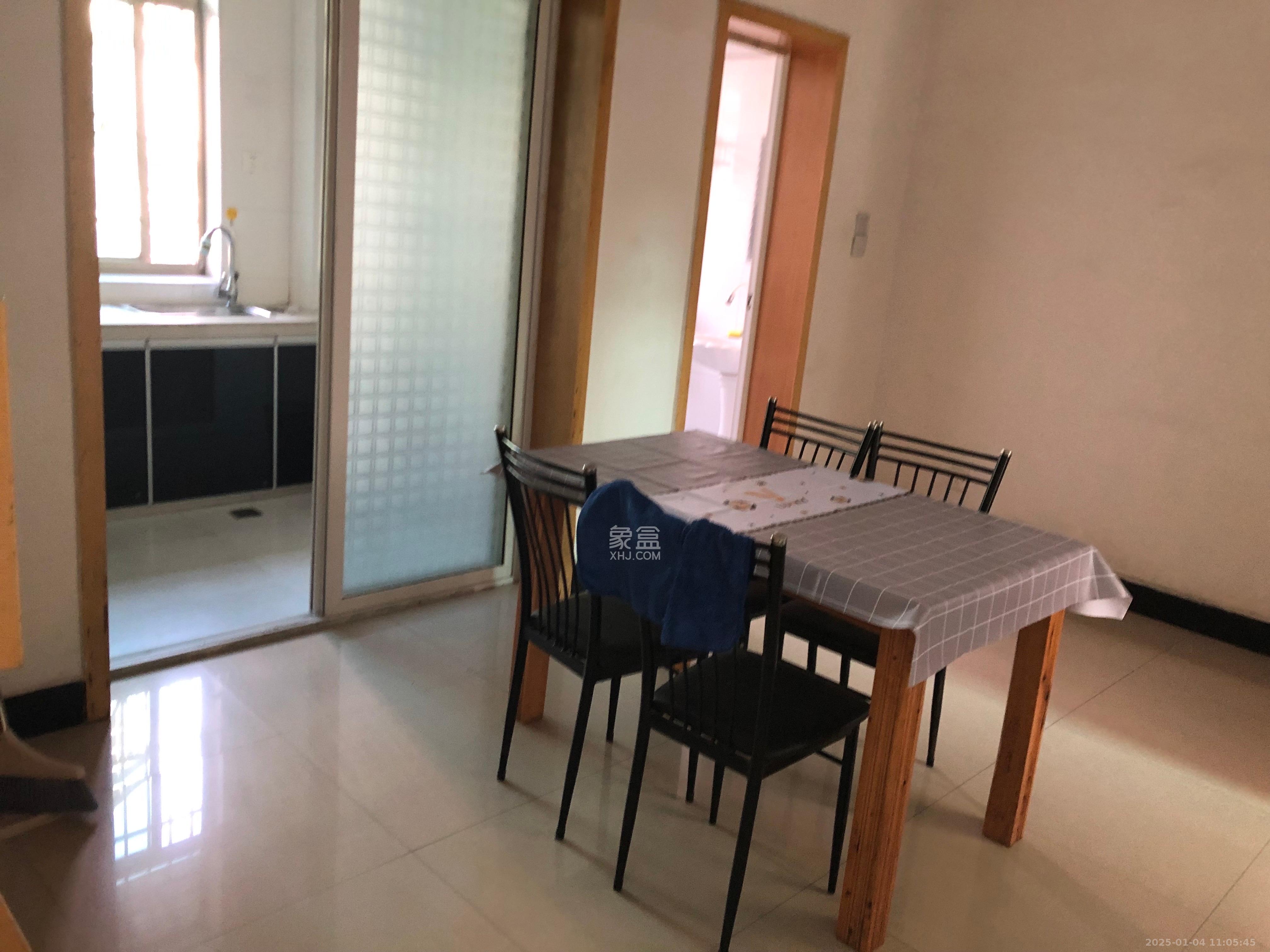 金桂小区一期 1室0厅0卫 1600.0元/月 金桂小区一期 1室0厅0卫 1600.0元/月室内图