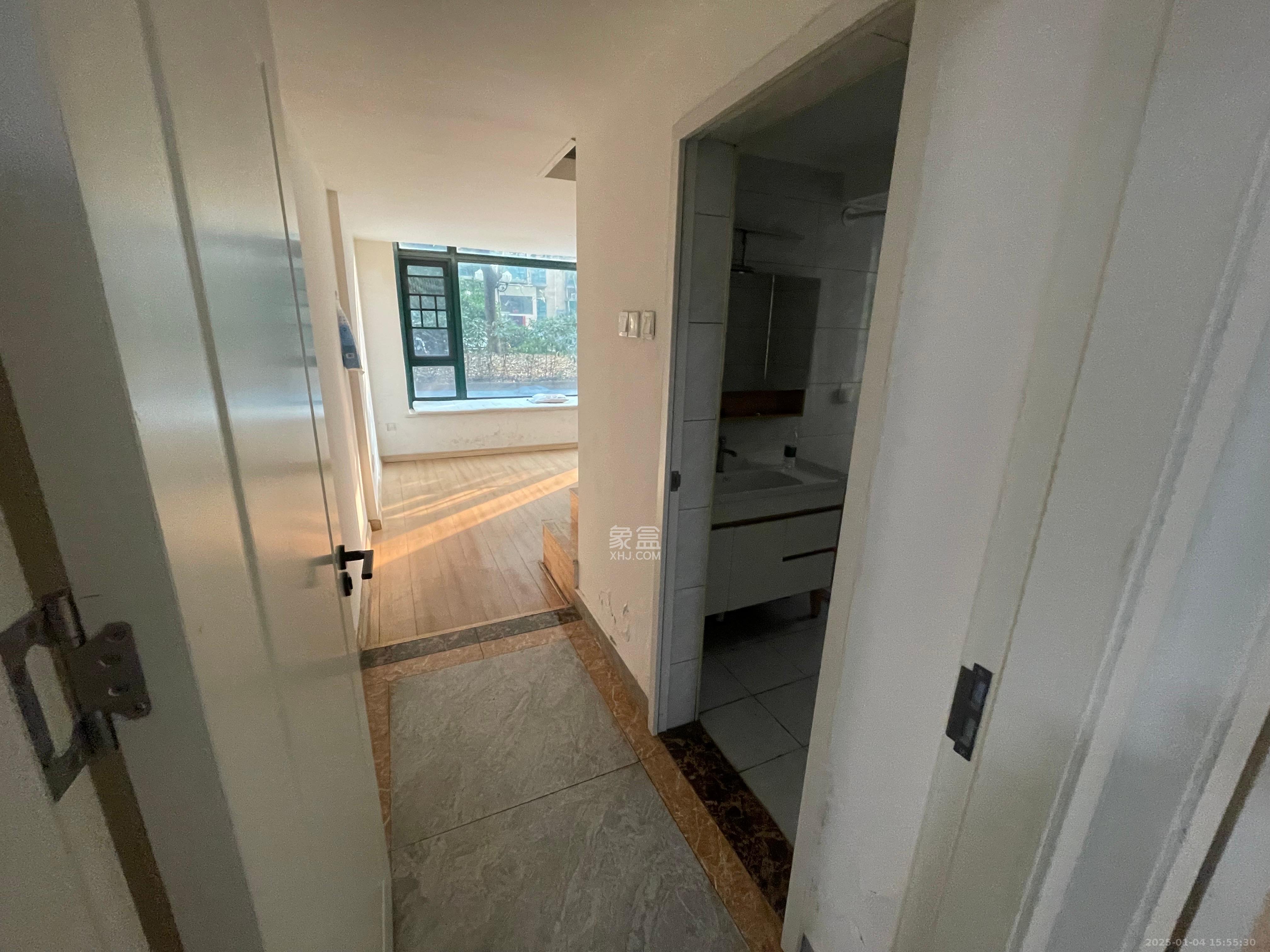 恒大名都 4室2厅1卫 3600.0元/月 恒大名都 4室2厅1卫 3600.0元/月室内图