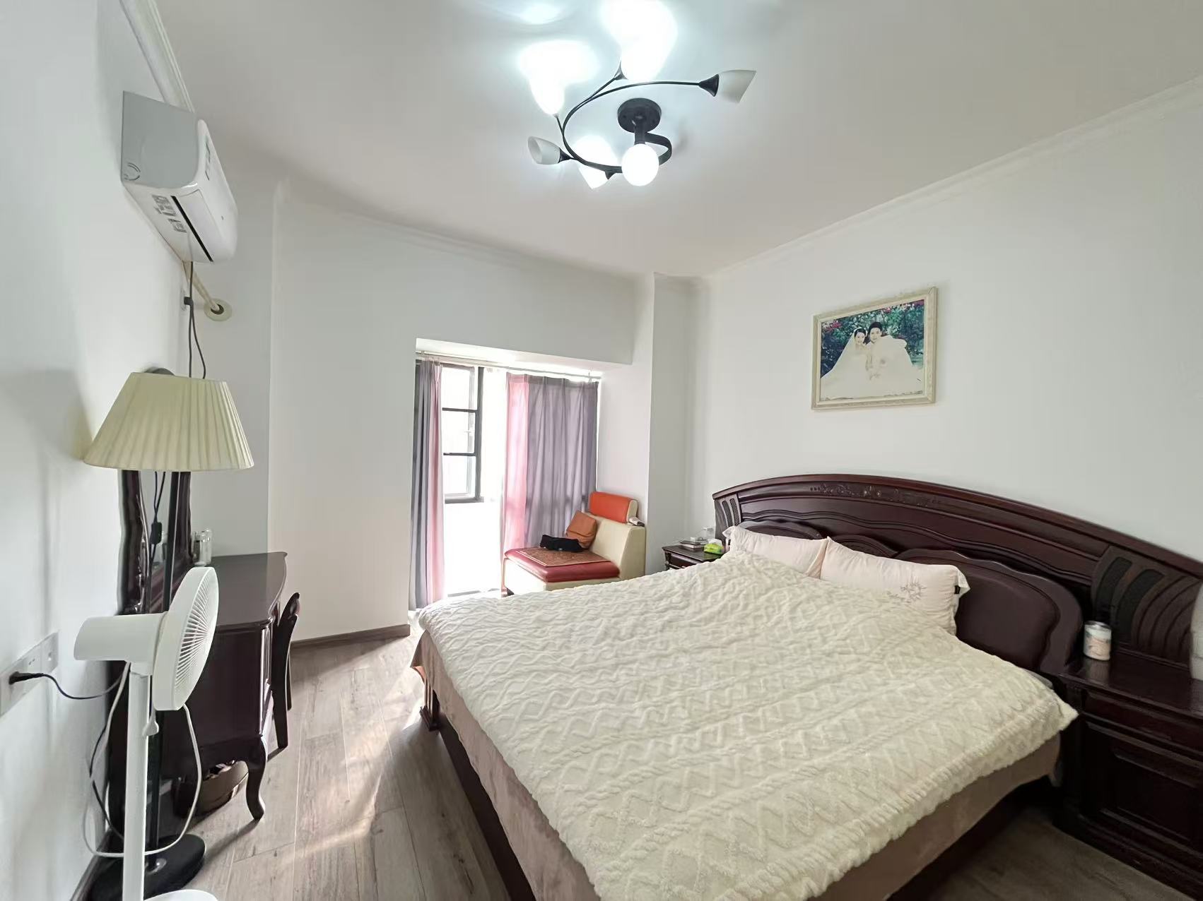 太一御江城  3室2厅2卫    85.8万 太一御江城  3室2厅2卫    85.8万客厅