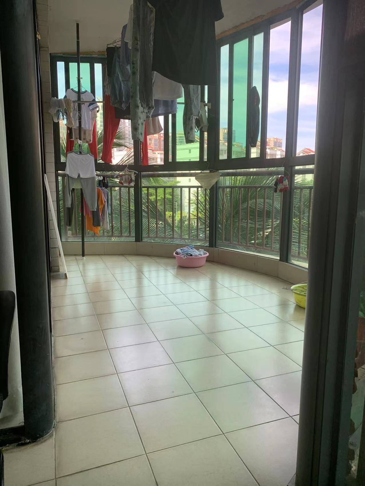 瀛寰名仕苑  2室2厅1卫    141.0万 瀛寰名仕苑  2室2厅1卫    141.0万室内图