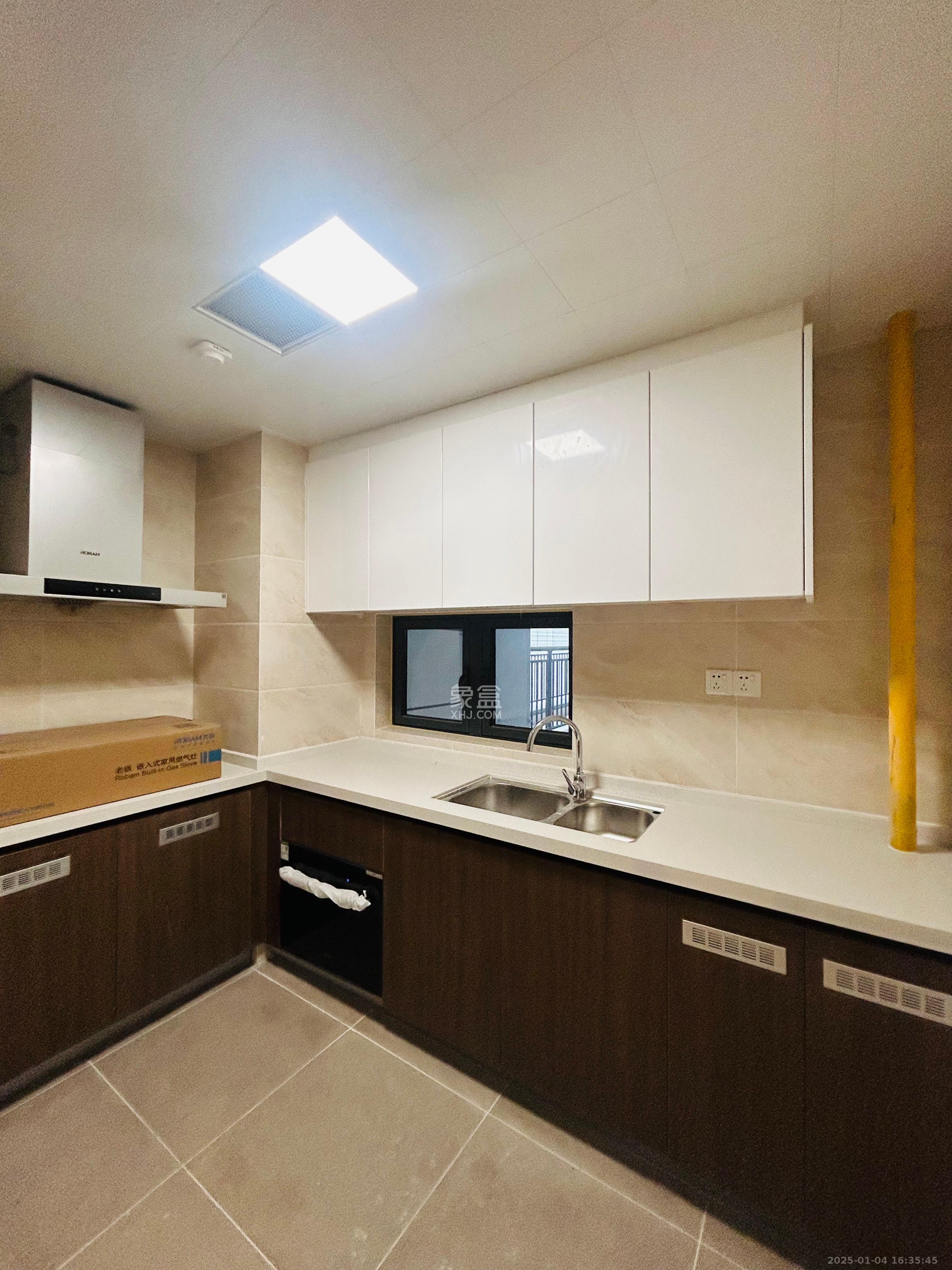 保利恒伟时光印象 4室2厅2卫 3000.0元/月 保利恒伟时光印象 4室2厅2卫 3000.0元/月室内图