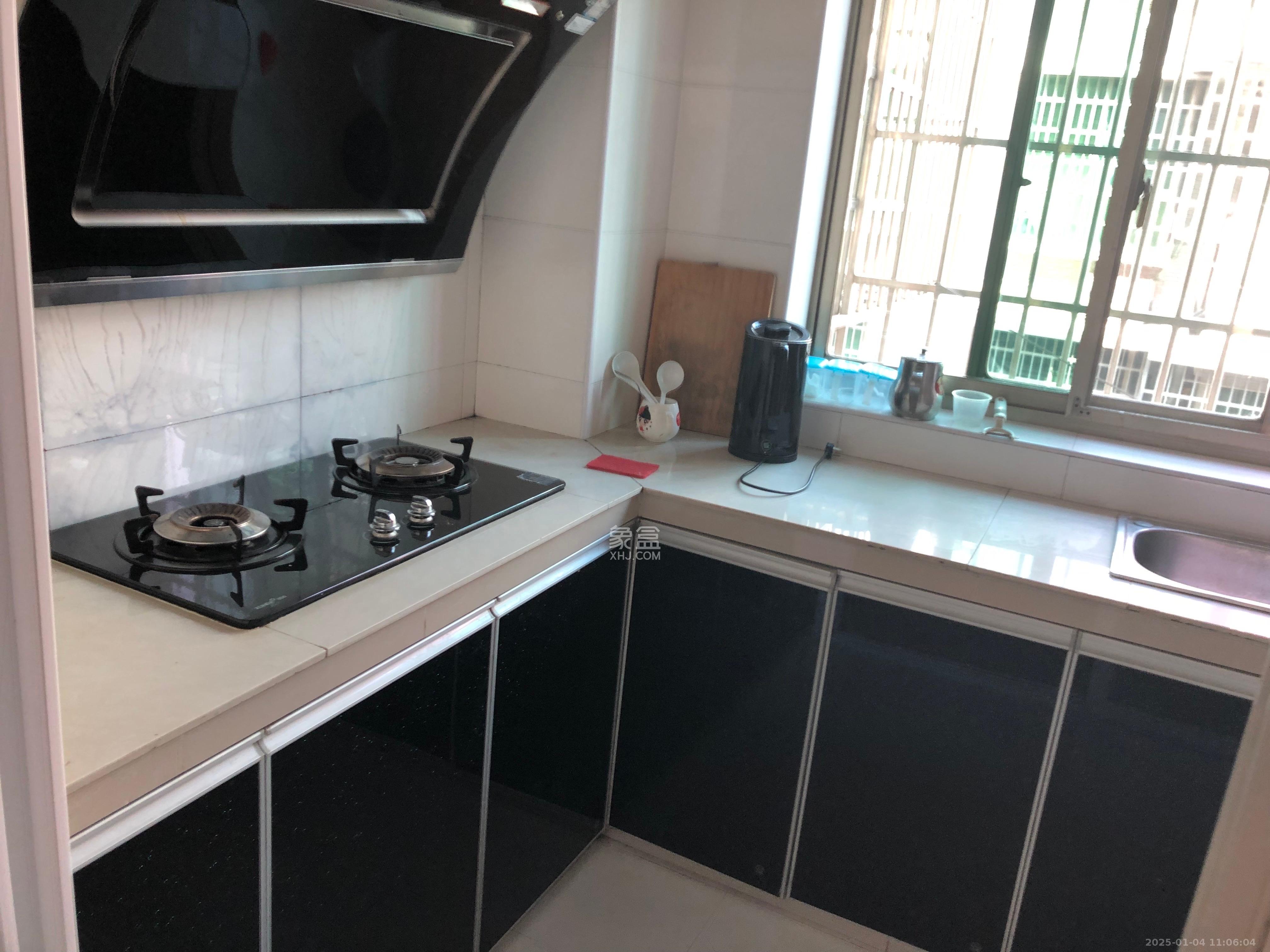 金桂小区一期 1室0厅0卫 1600.0元/月 金桂小区一期 1室0厅0卫 1600.0元/月室内图