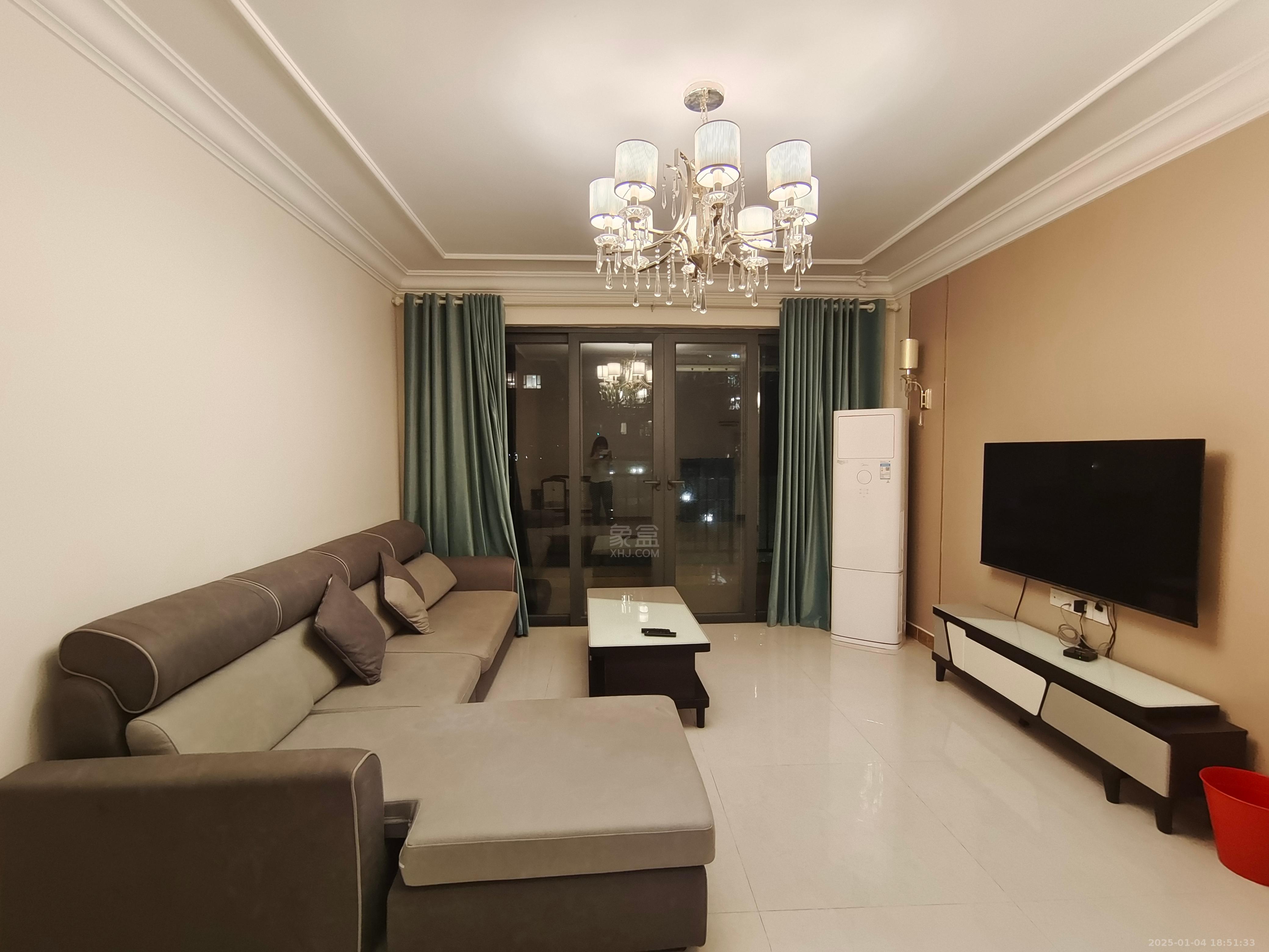 恒大华府 3室2厅1卫 2000.0元/月 恒大华府 3室2厅1卫 2000.0元/月室内图