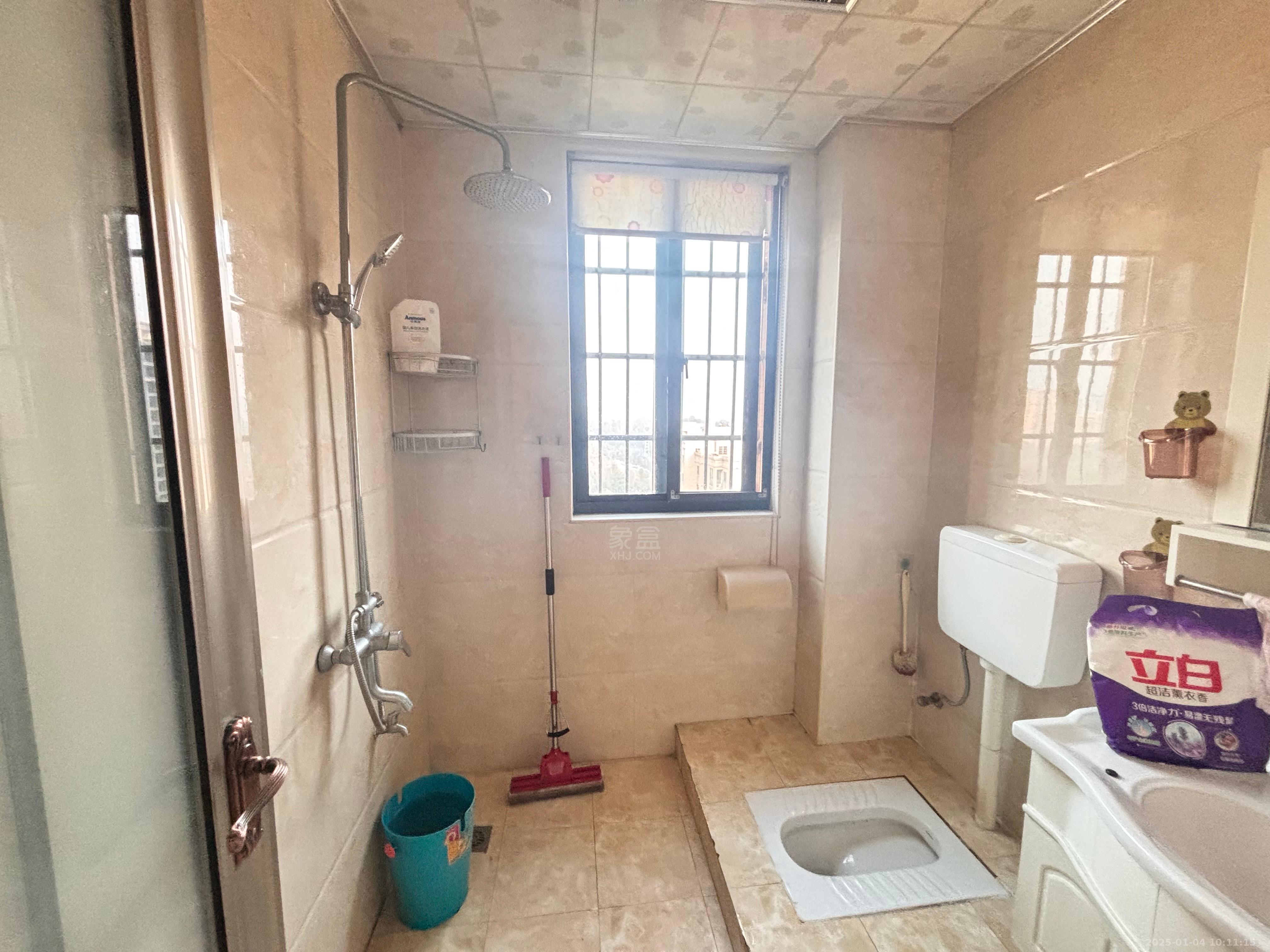 百江花园 2室2厅1卫 1500.0元/月 百江花园 2室2厅1卫 1500.0元/月室内图