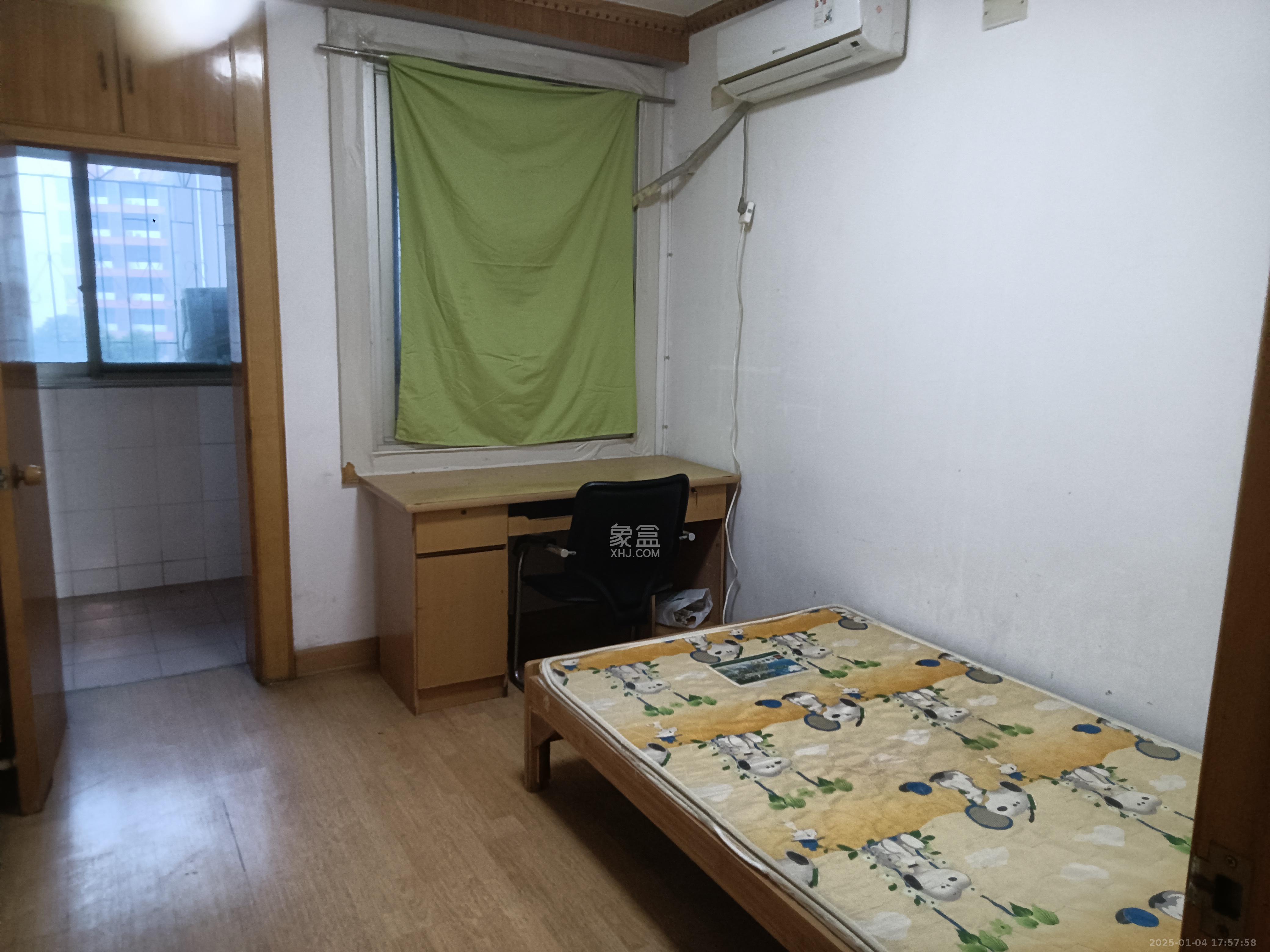 湘江航运宿舍  3室2厅1卫   2300.00元/月室内图