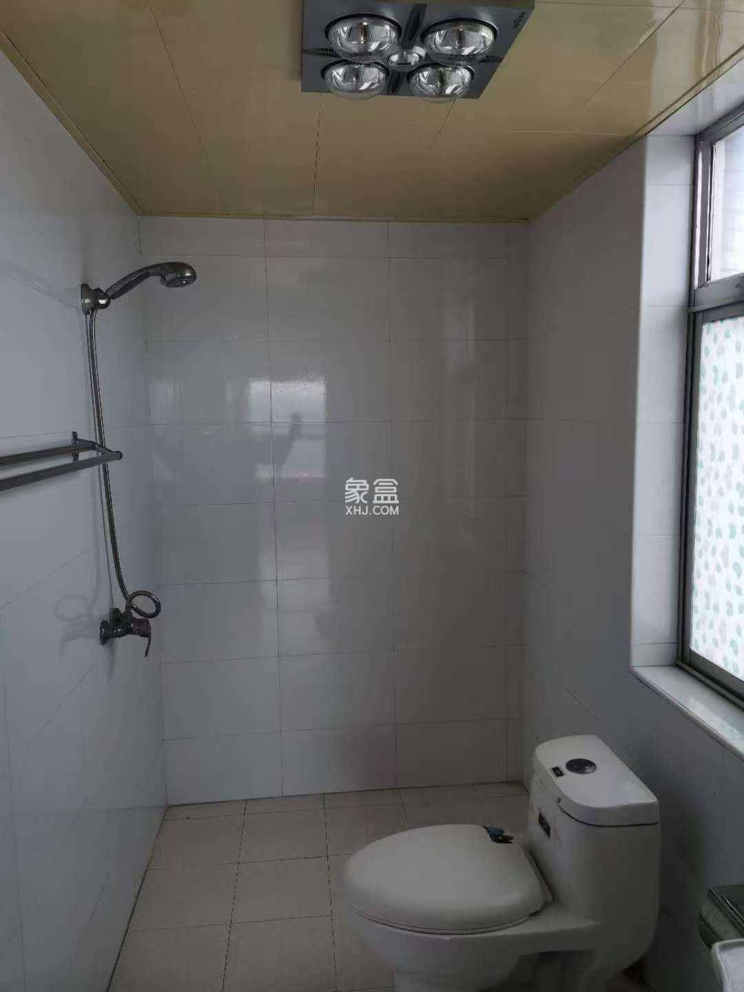 昌富城上城  3室2厅2卫    1500.0元/月 昌富城上城  3室2厅2卫    1500.0元/月室内图