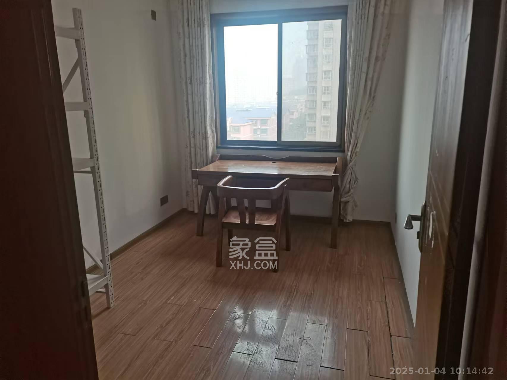 湘核佳苑  1室2厅1卫    3500.0元/月 湘核佳苑  1室2厅1卫    3500.0元/月